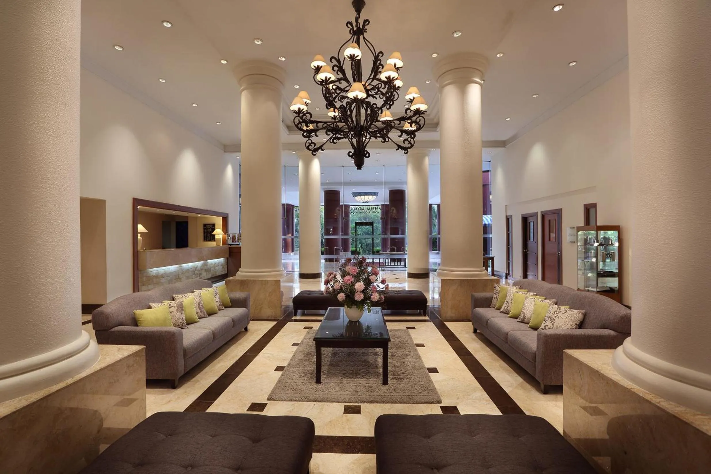 Lobby or reception in Aryaduta Lippo Village