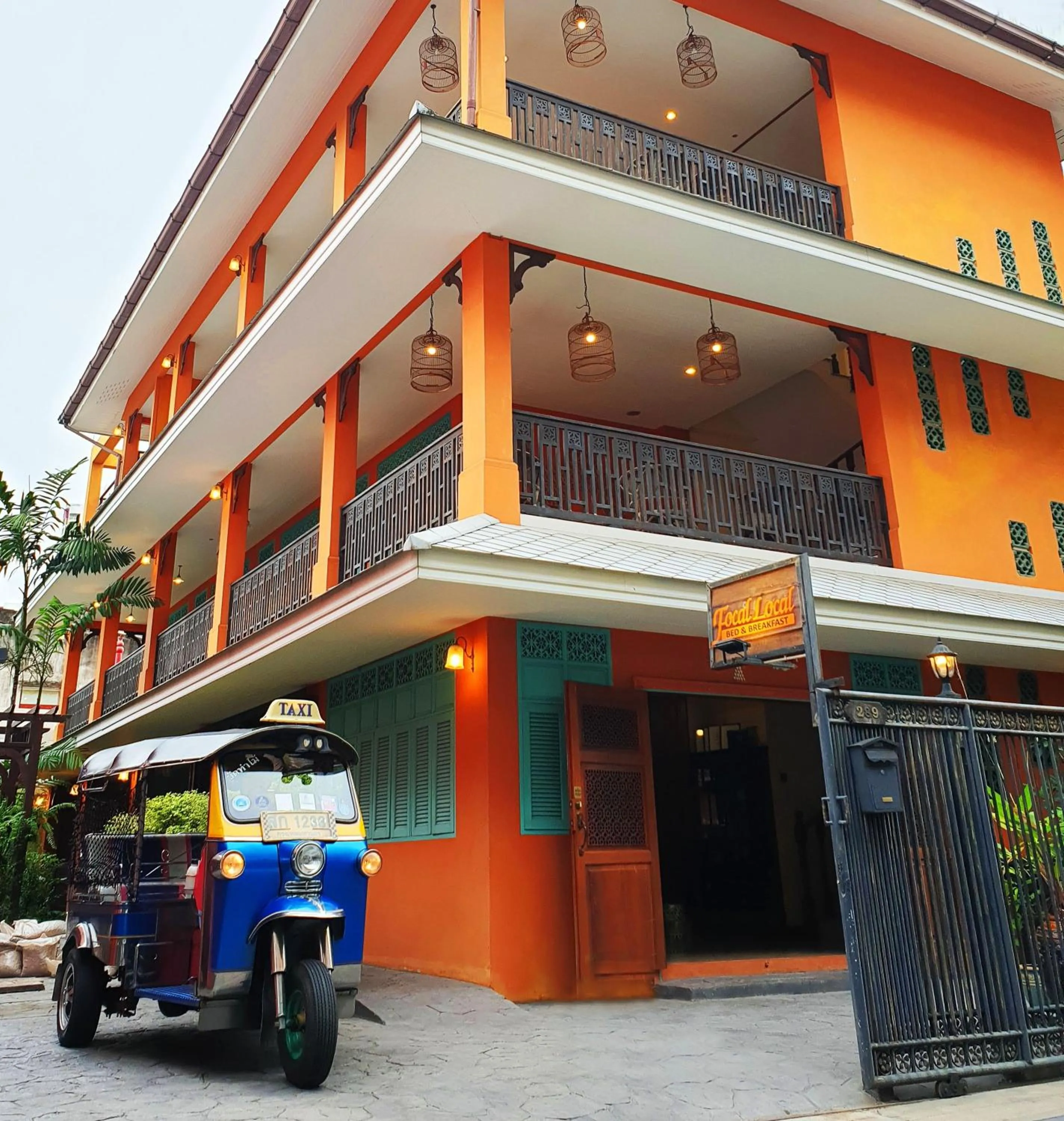 Property building in Focal Local Bed & Breakfast