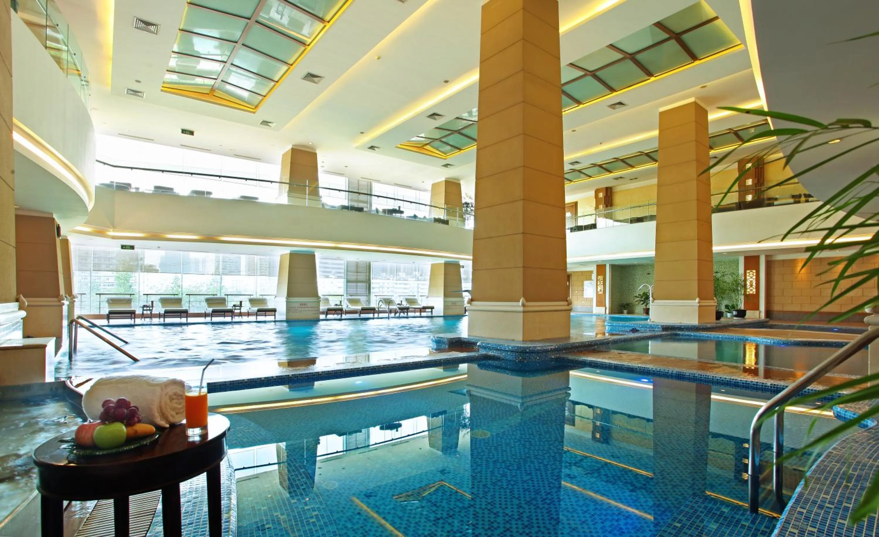 Swimming pool in Kempinski Hotel Chengdu-City Center