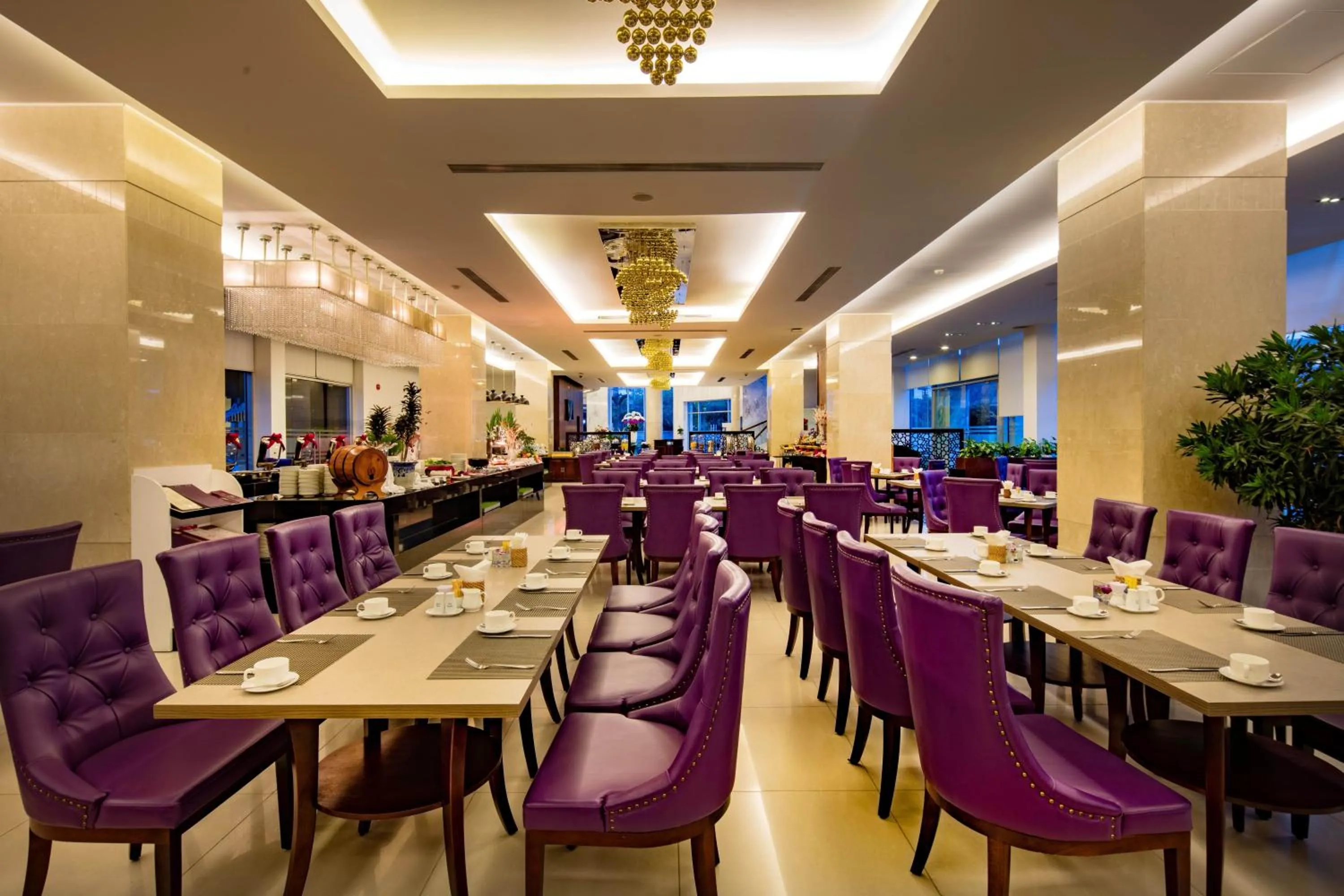 Restaurant/places to eat in TTC Hotel Michelia