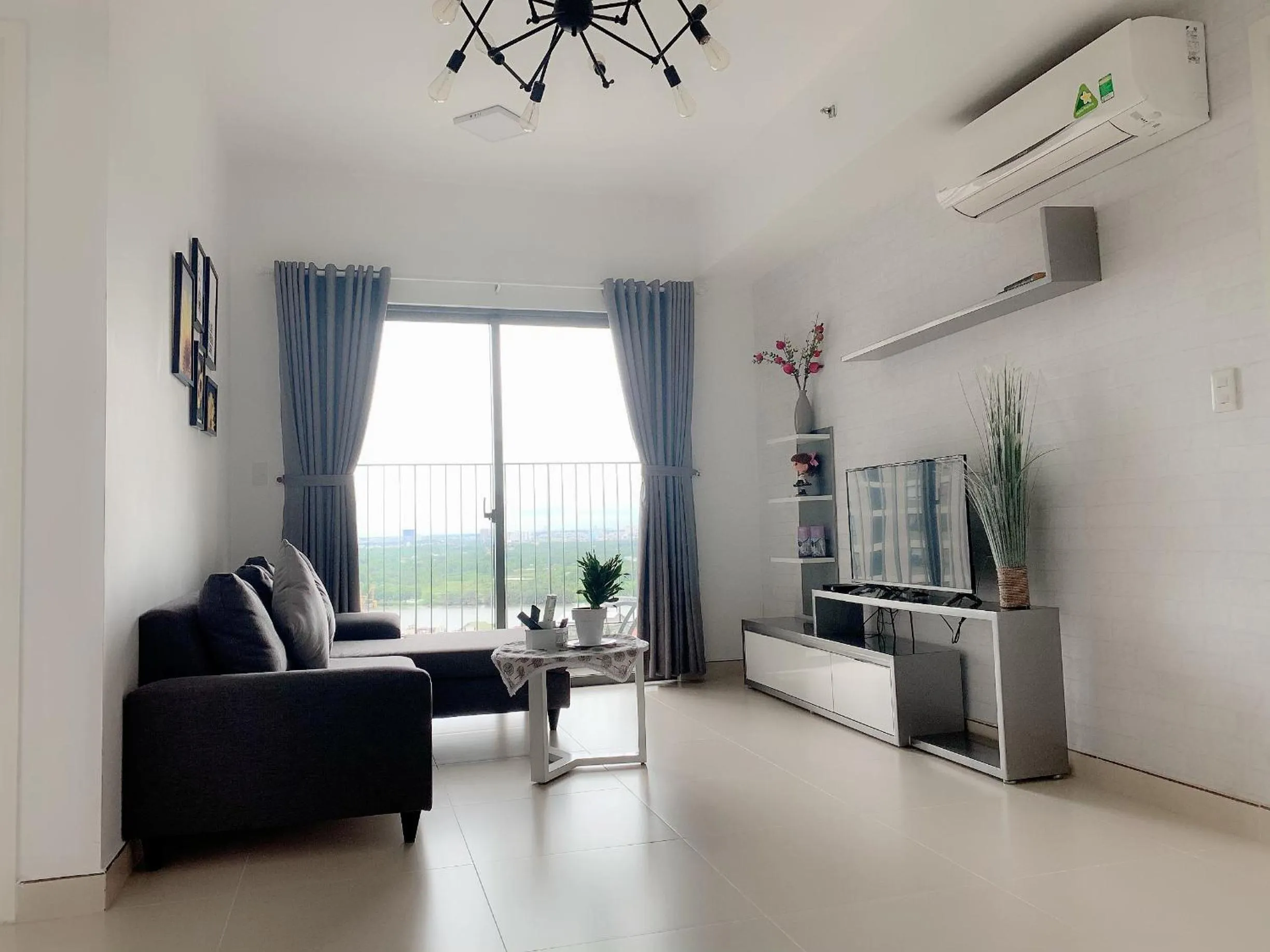 MRT Apartment In Masteri Thao Dien