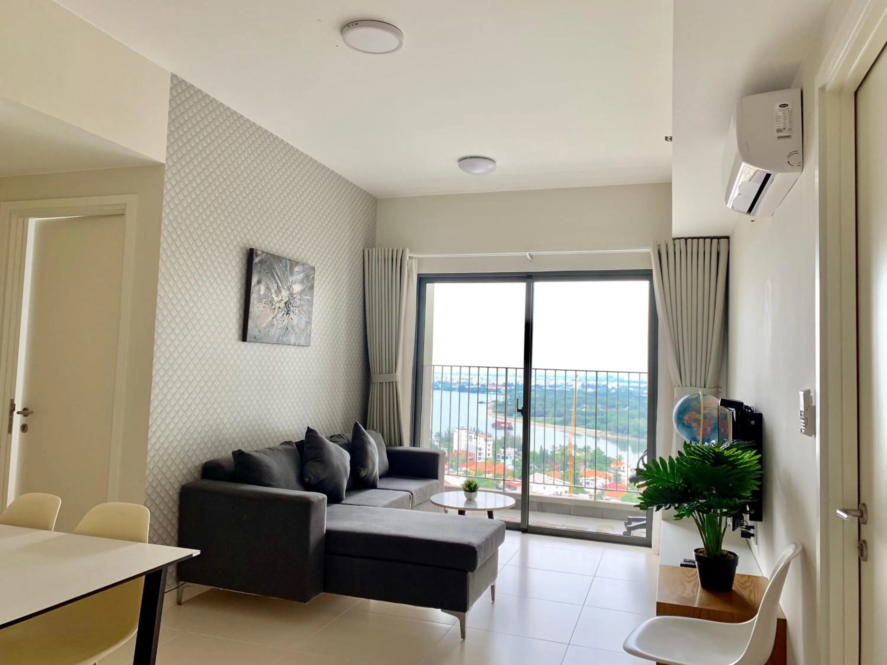 MRT Apartment In Masteri Thao Dien