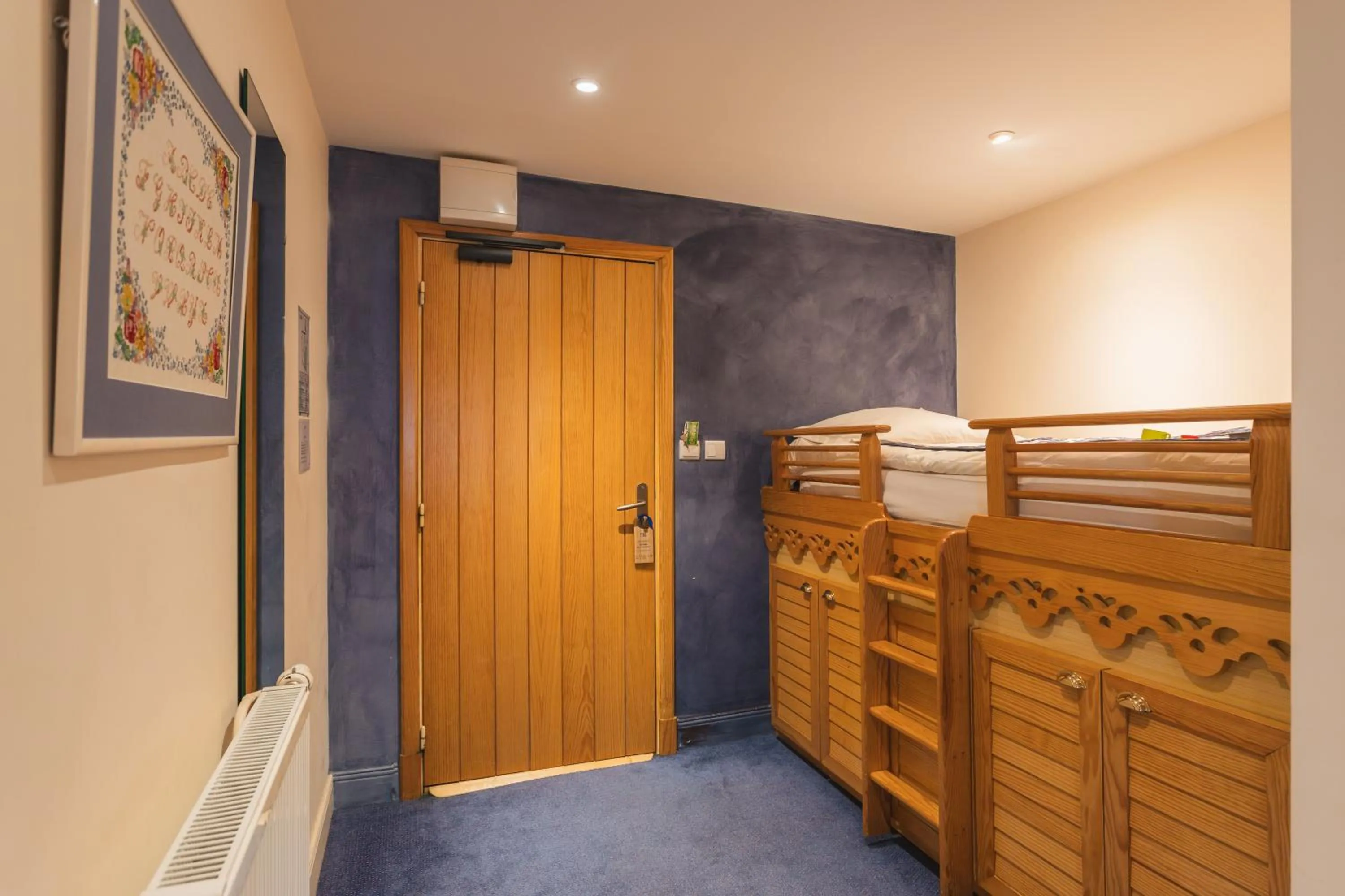 Bed in Hôtel Le Bois Joli