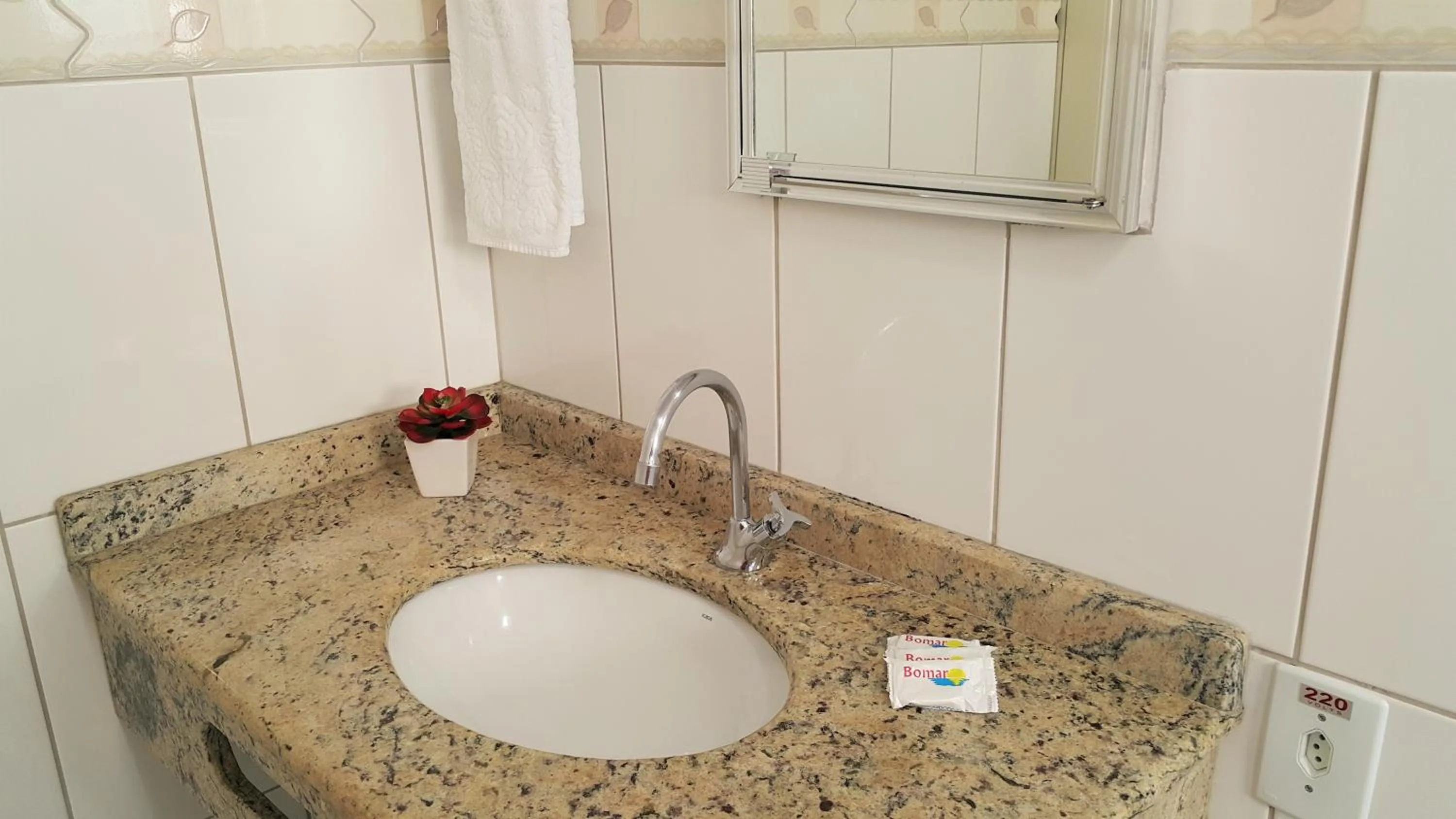 Bathroom in Pousada Bomar Bombinhas