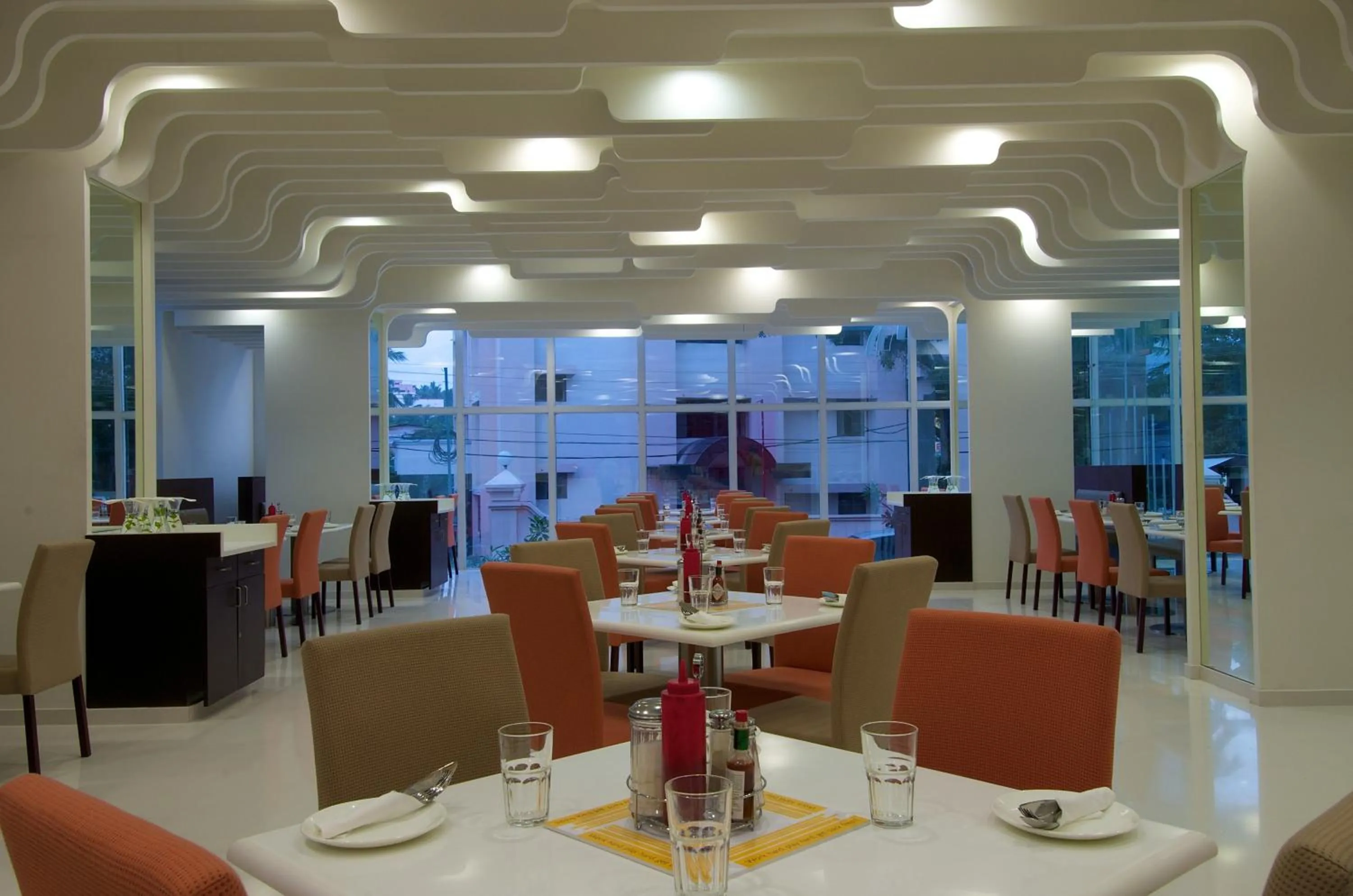 Restaurant/places to eat in Keys Select by Lemon Tree Hotels, Thiruvananthapuram