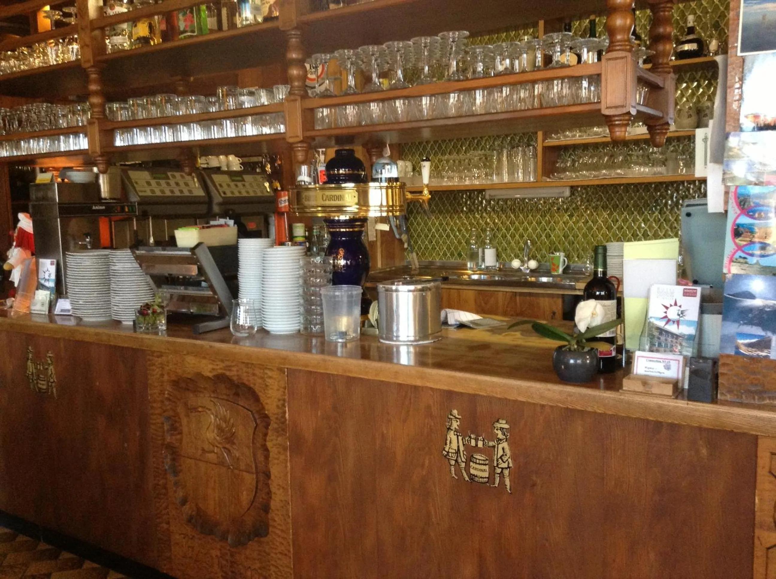 Lounge or bar in Hôtel Restaurant le Gruyérien