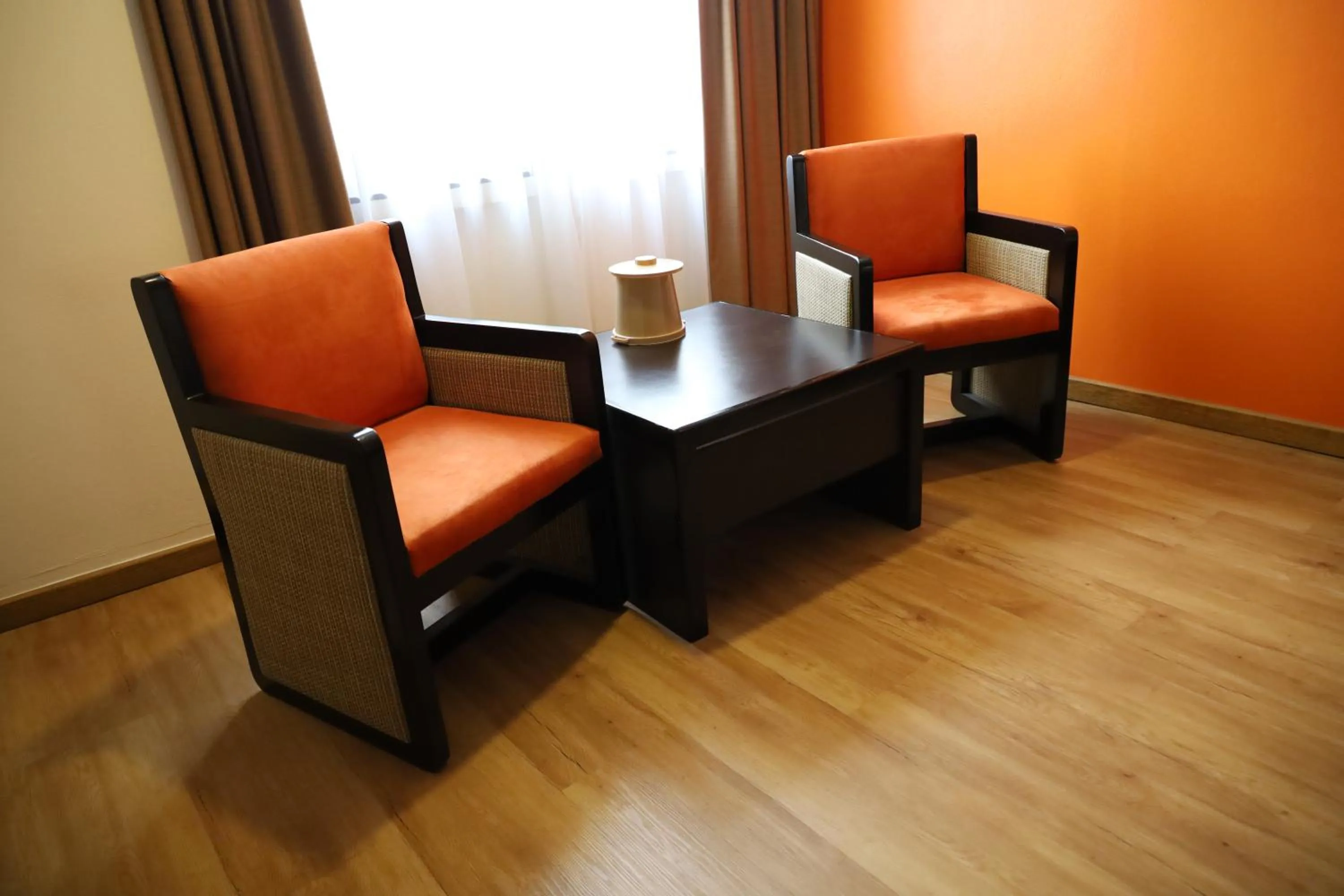 Seating area in Hotel Catedral