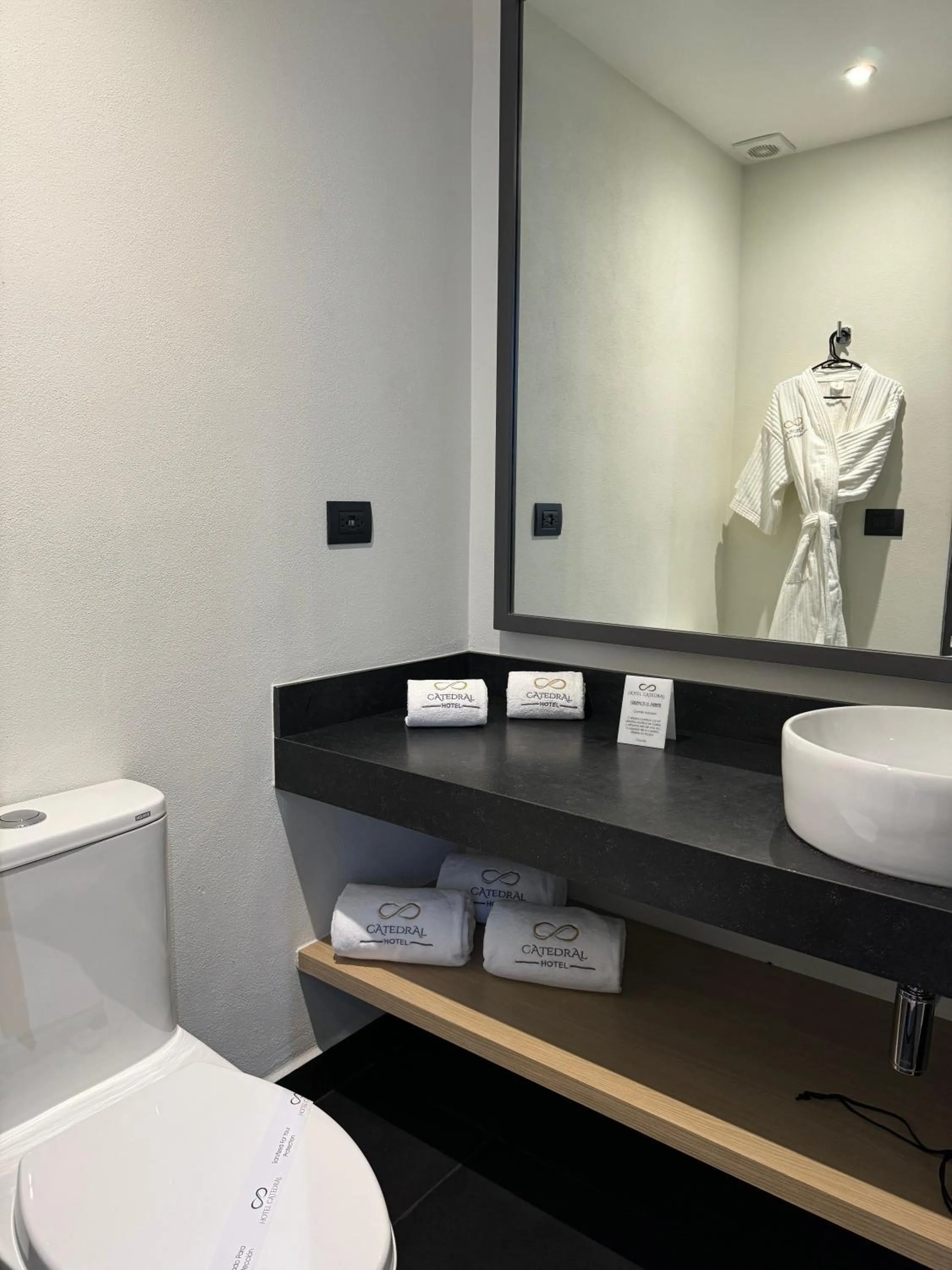 Bathroom in Hotel Catedral