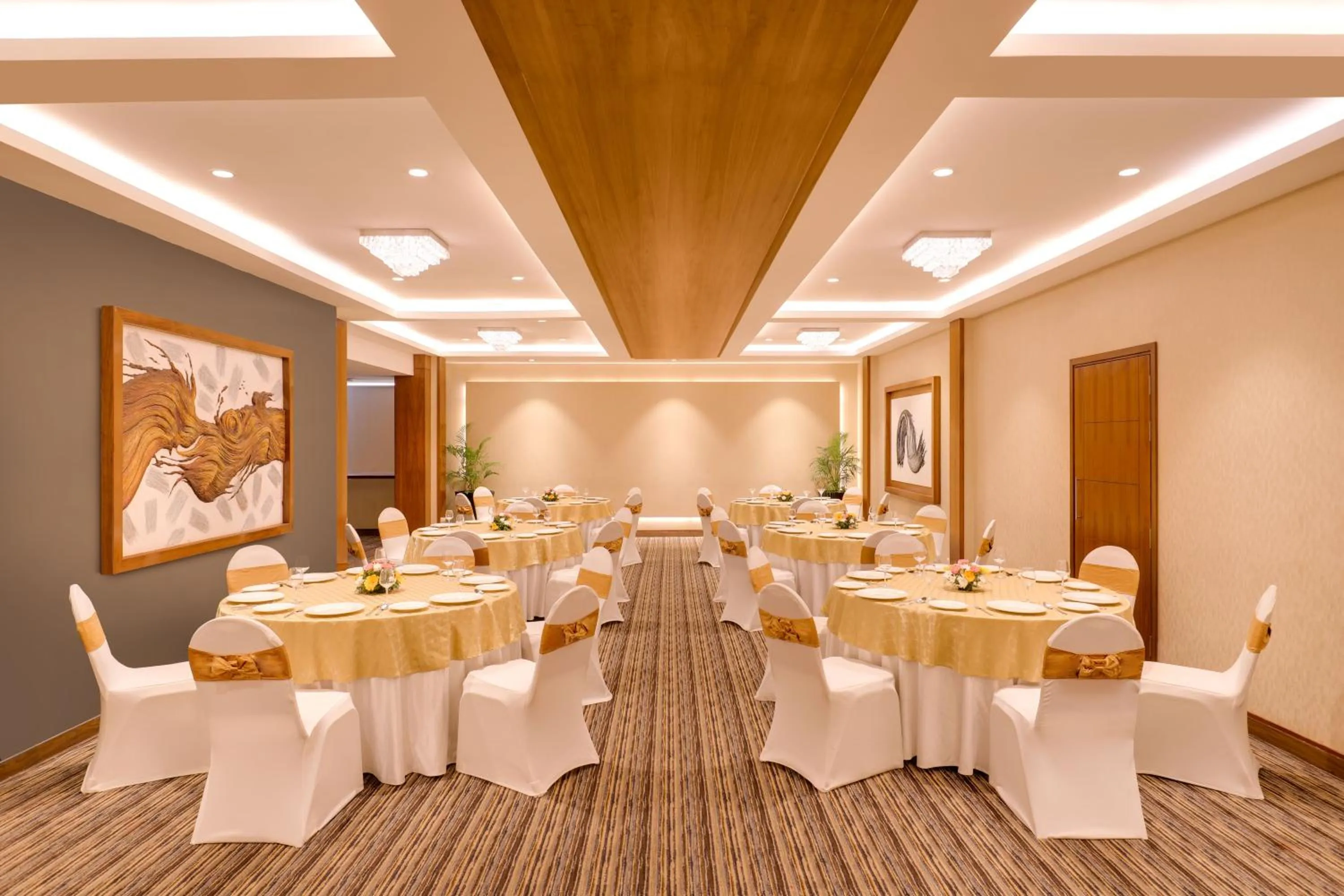 Banquet/Function facilities in Keys Prima by Lemon Tree Hotels, Katti-Ma, Chennai