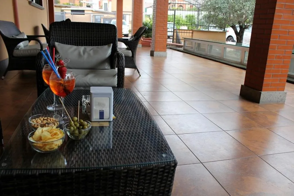 Lounge or bar in OC Hotel