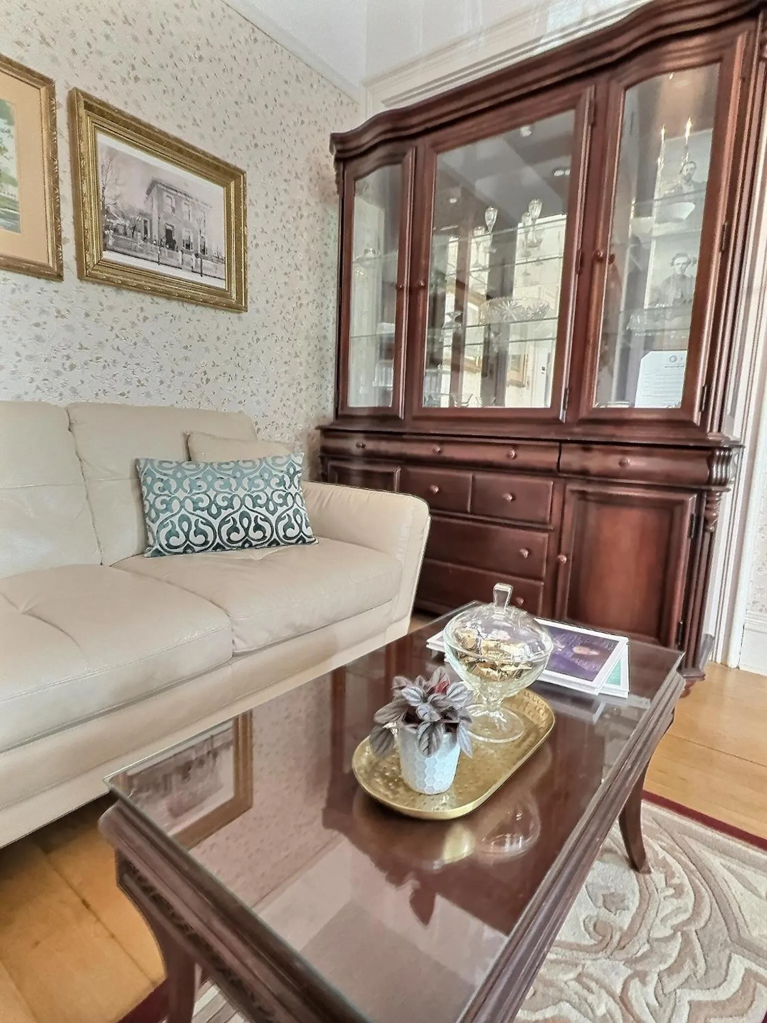 Lobby or reception in Historic Sion Bass Guest House