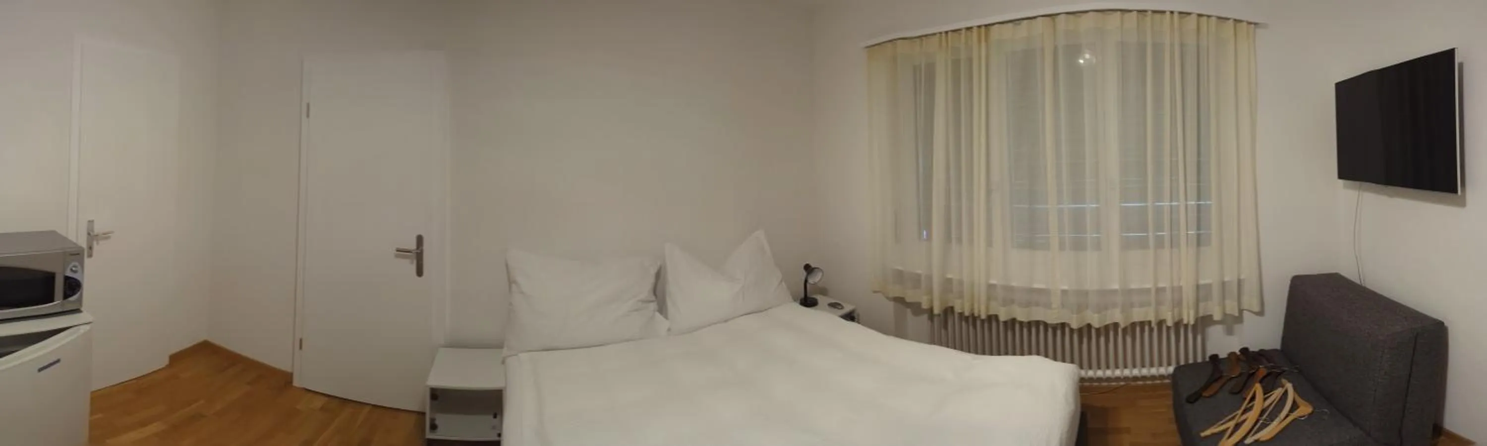 Photo of the whole room, Bed in Hotel Eremitage