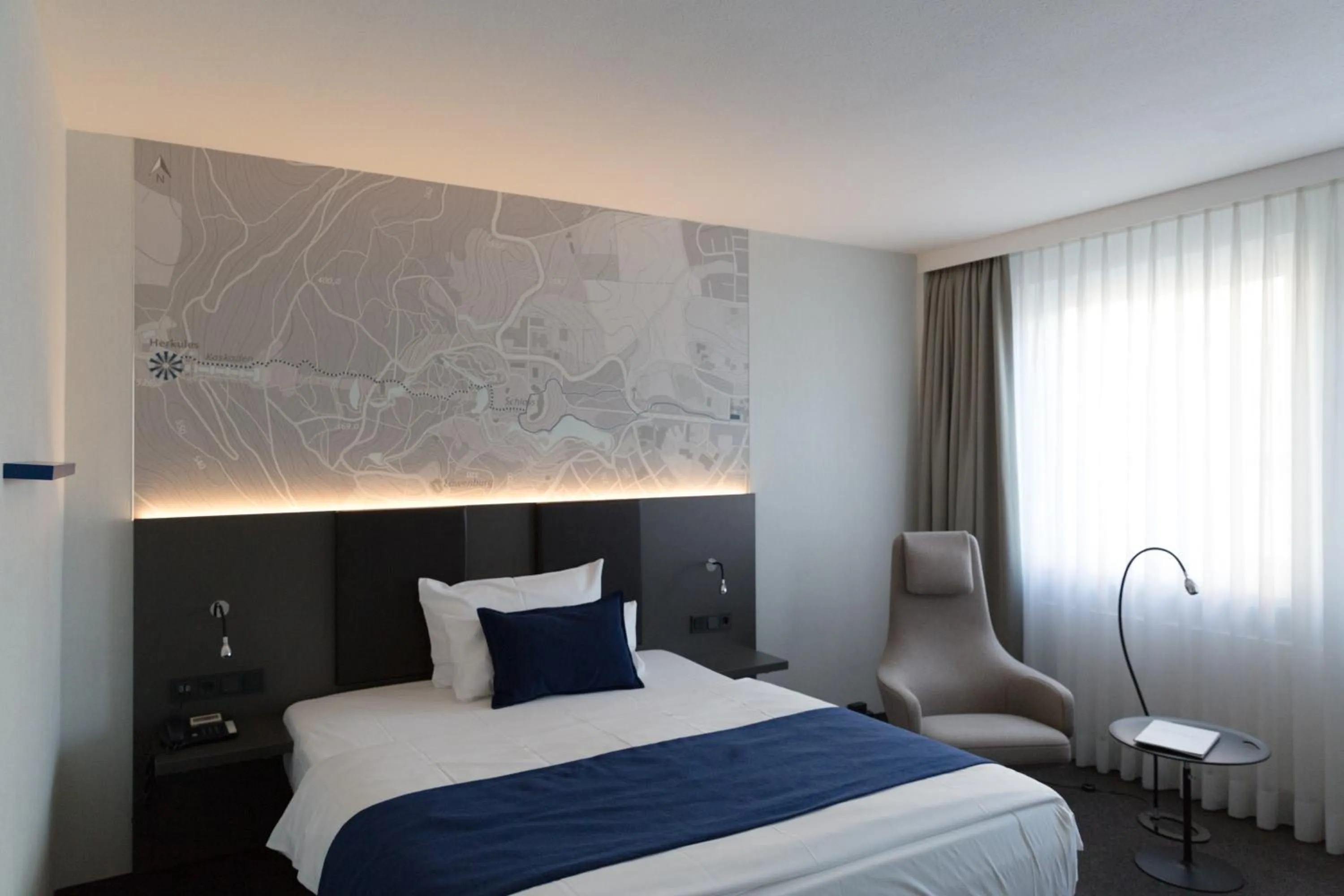 Photo of the whole room, Bed in FischerS