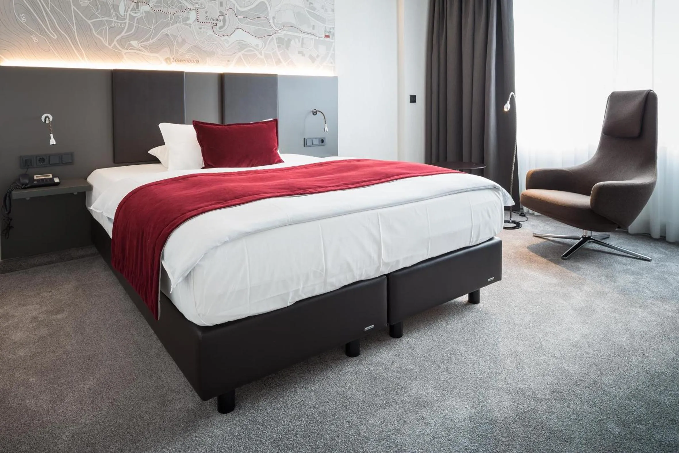 Photo of the whole room, Bed in FischerS