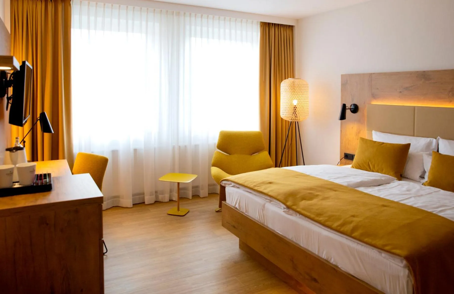 Photo of the whole room, Bed in FischerS