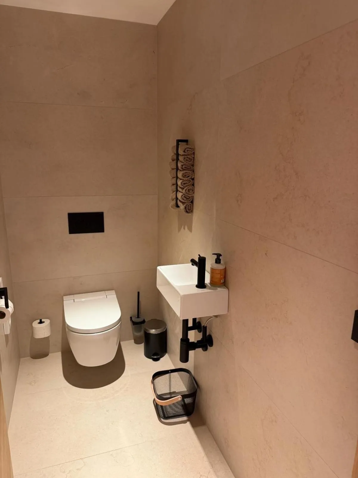 Toilet in Hotel & Appartements Alpenresidenz Viktoria