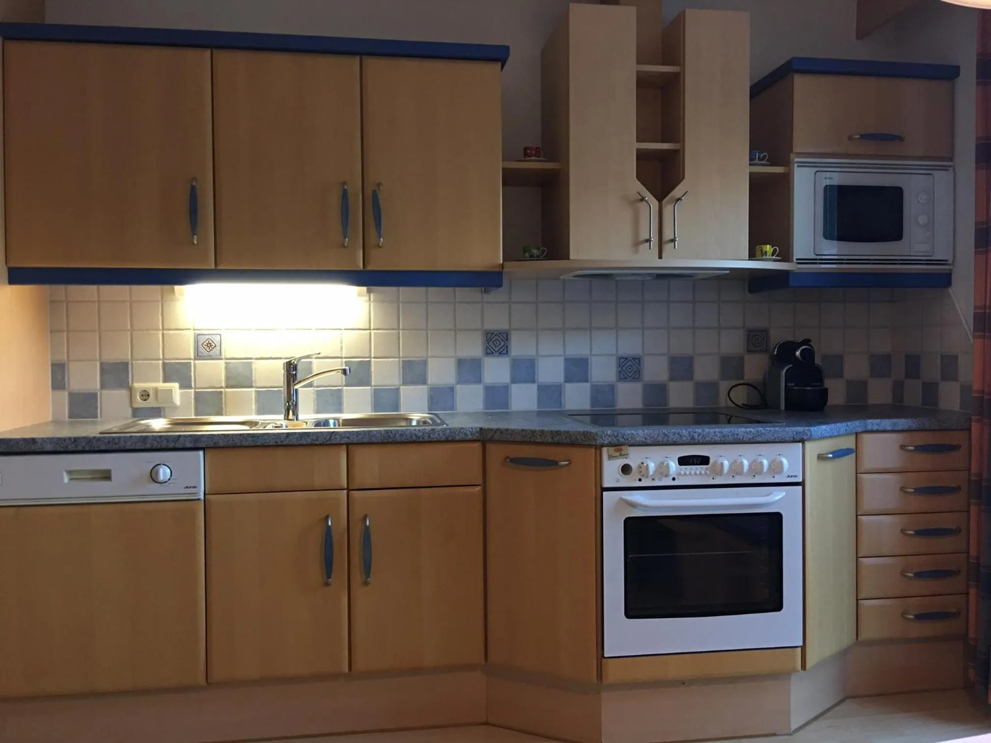 Kitchen or kitchenette in Hotel & Appartements Alpenresidenz Viktoria