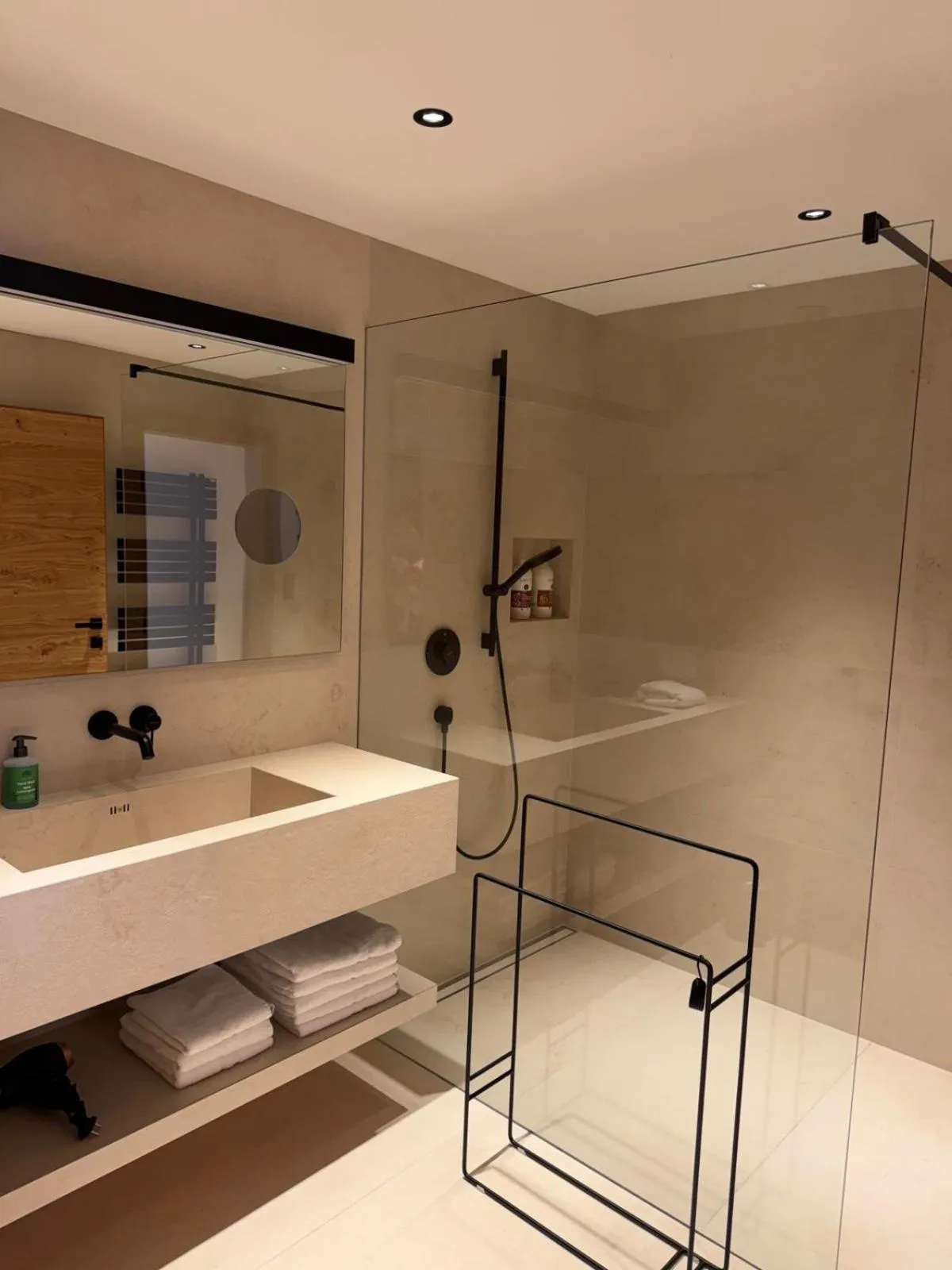 Shower in Hotel & Appartements Alpenresidenz Viktoria