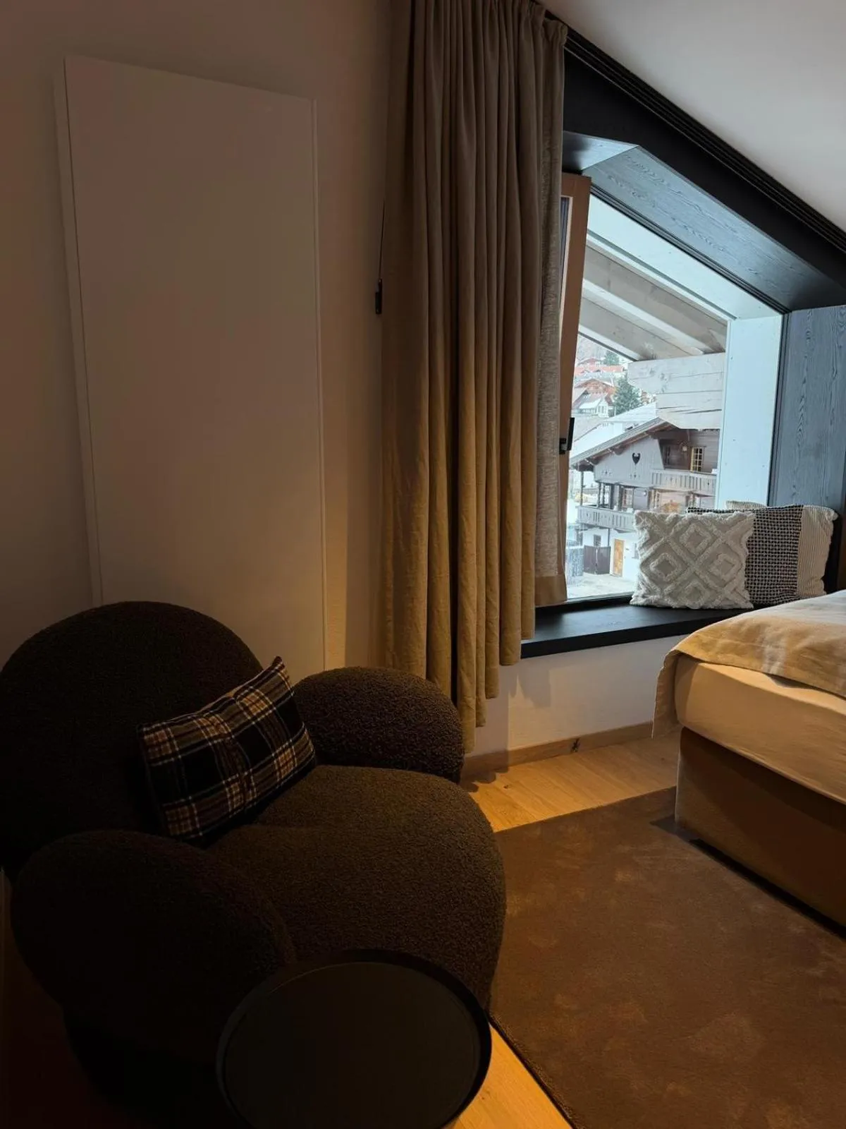 Bedroom, Bed in Hotel & Appartements Alpenresidenz Viktoria