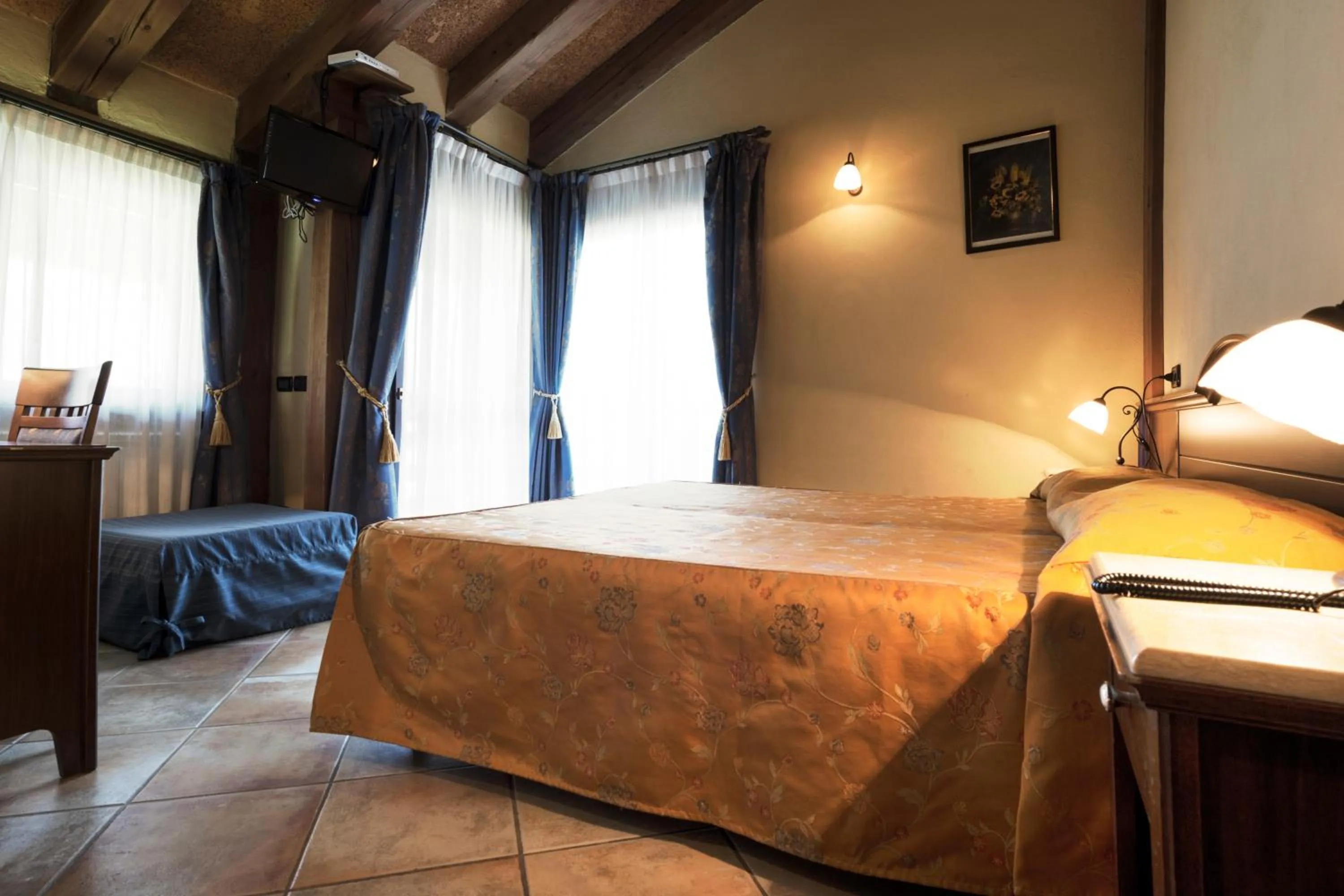 Bed in Hotel Cà Fiore