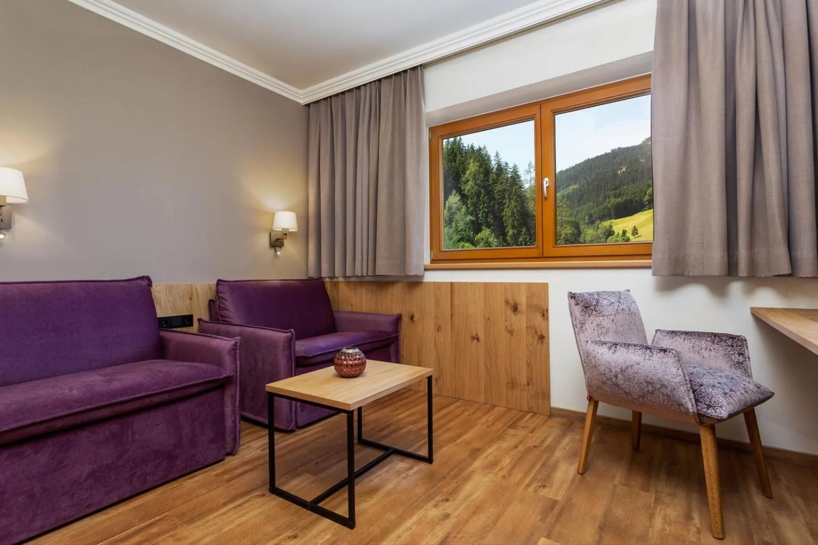 Seating area in Hotel Sonnegg