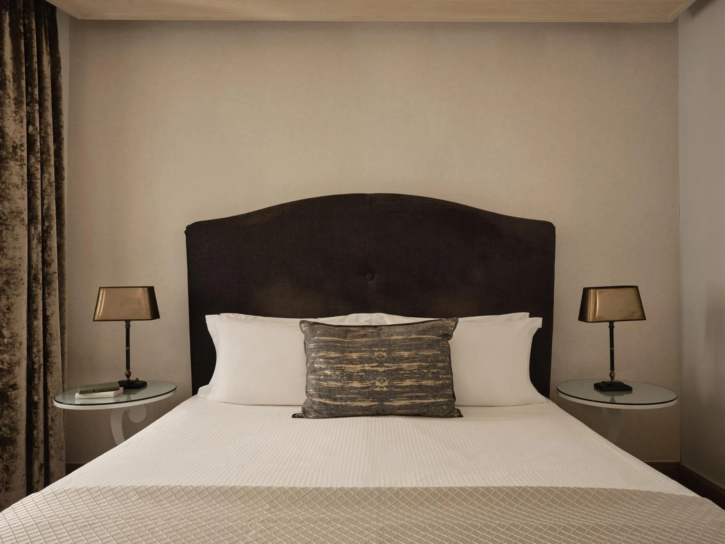 Bed in Casa Delfino Hotel & Spa