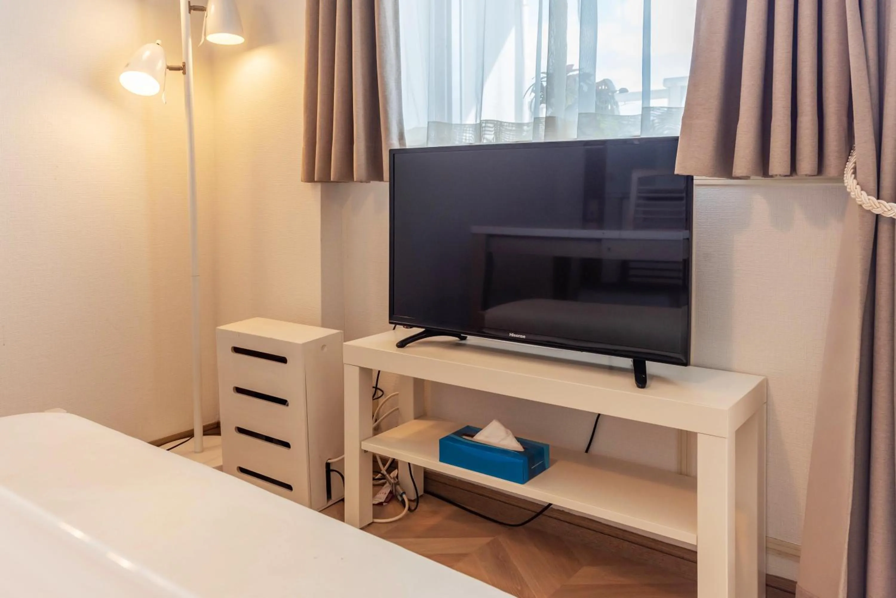 Universal Bay Condominium