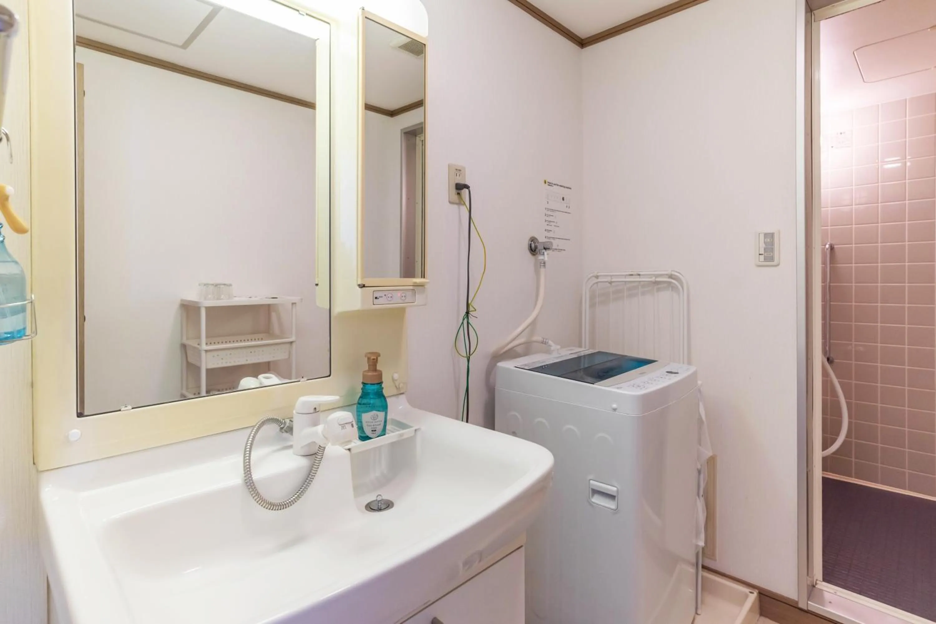 Universal Bay Condominium