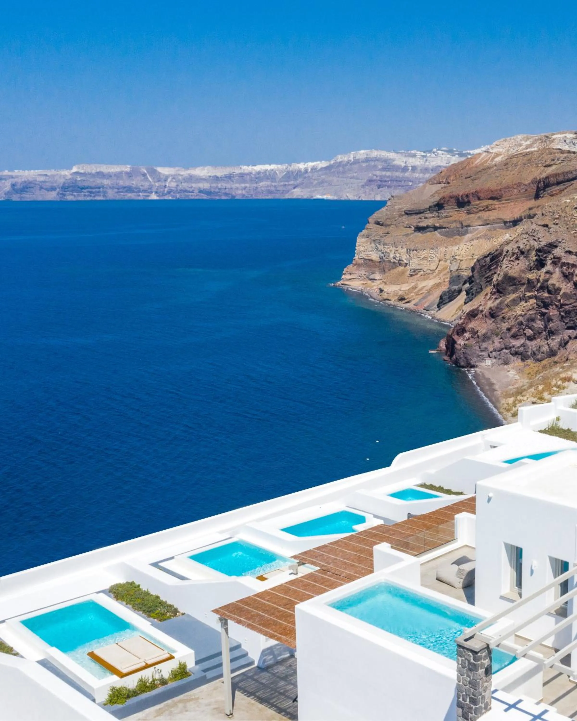 Property building in Phos The Boutique