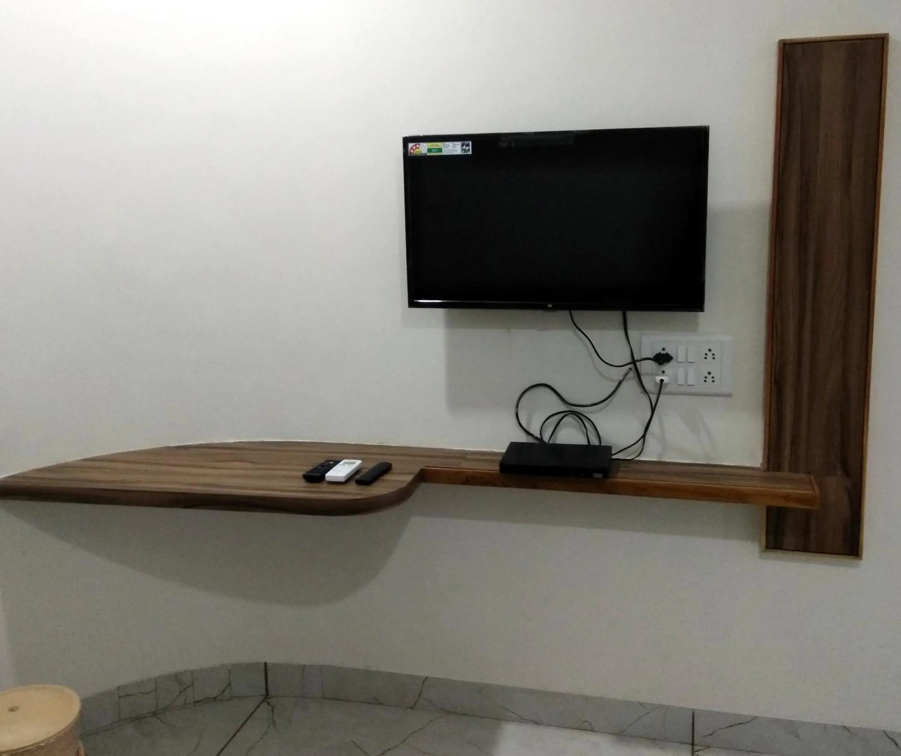 TV and multimedia in Hotel Milan