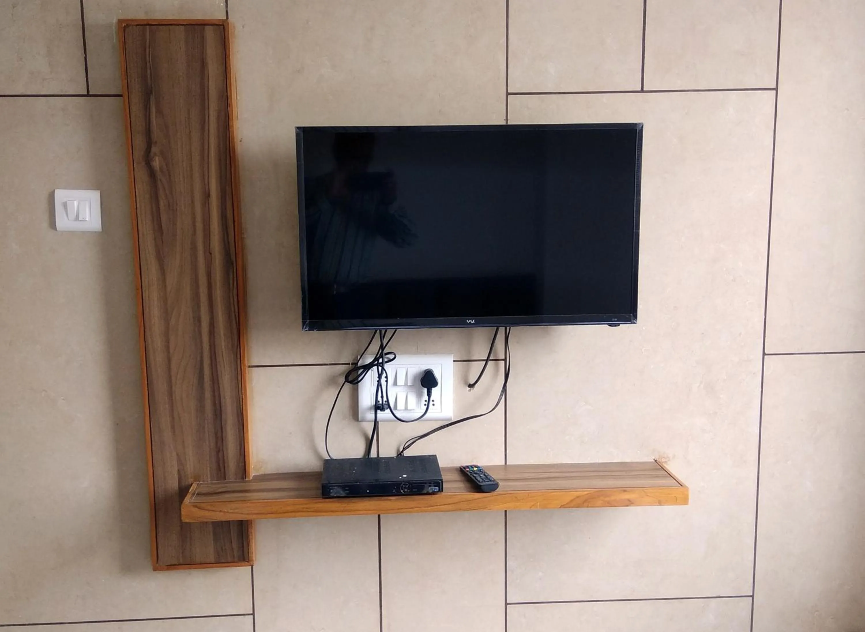 TV and multimedia in Hotel Milan