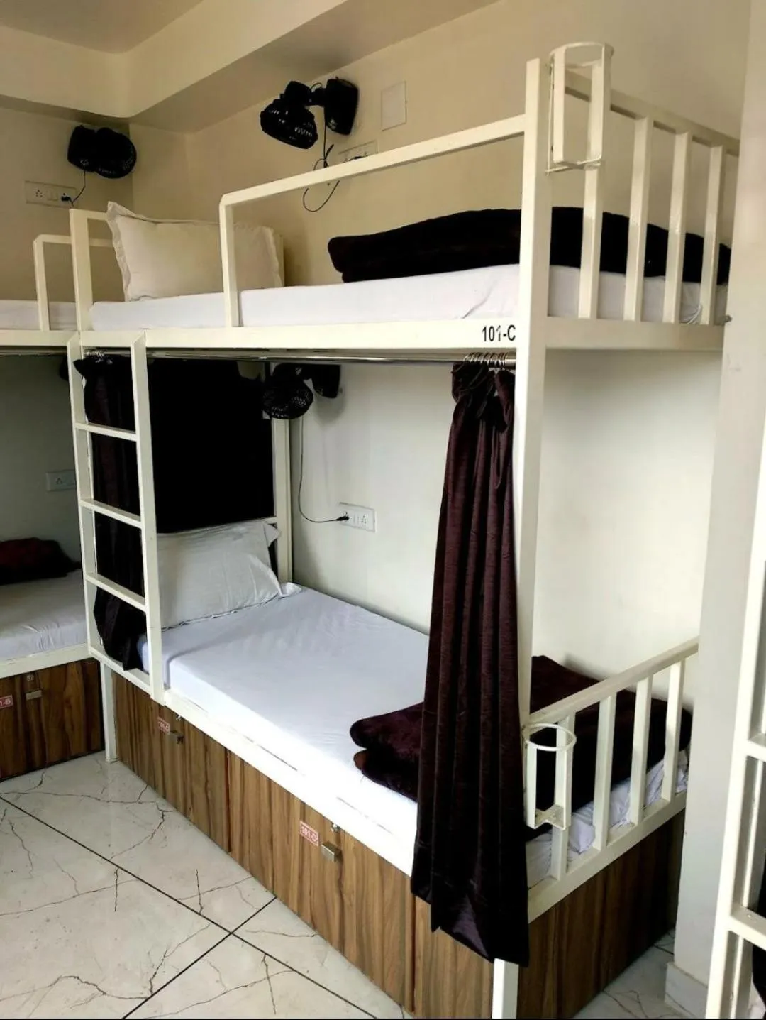 bunk bed, Bed in Hotel Milan