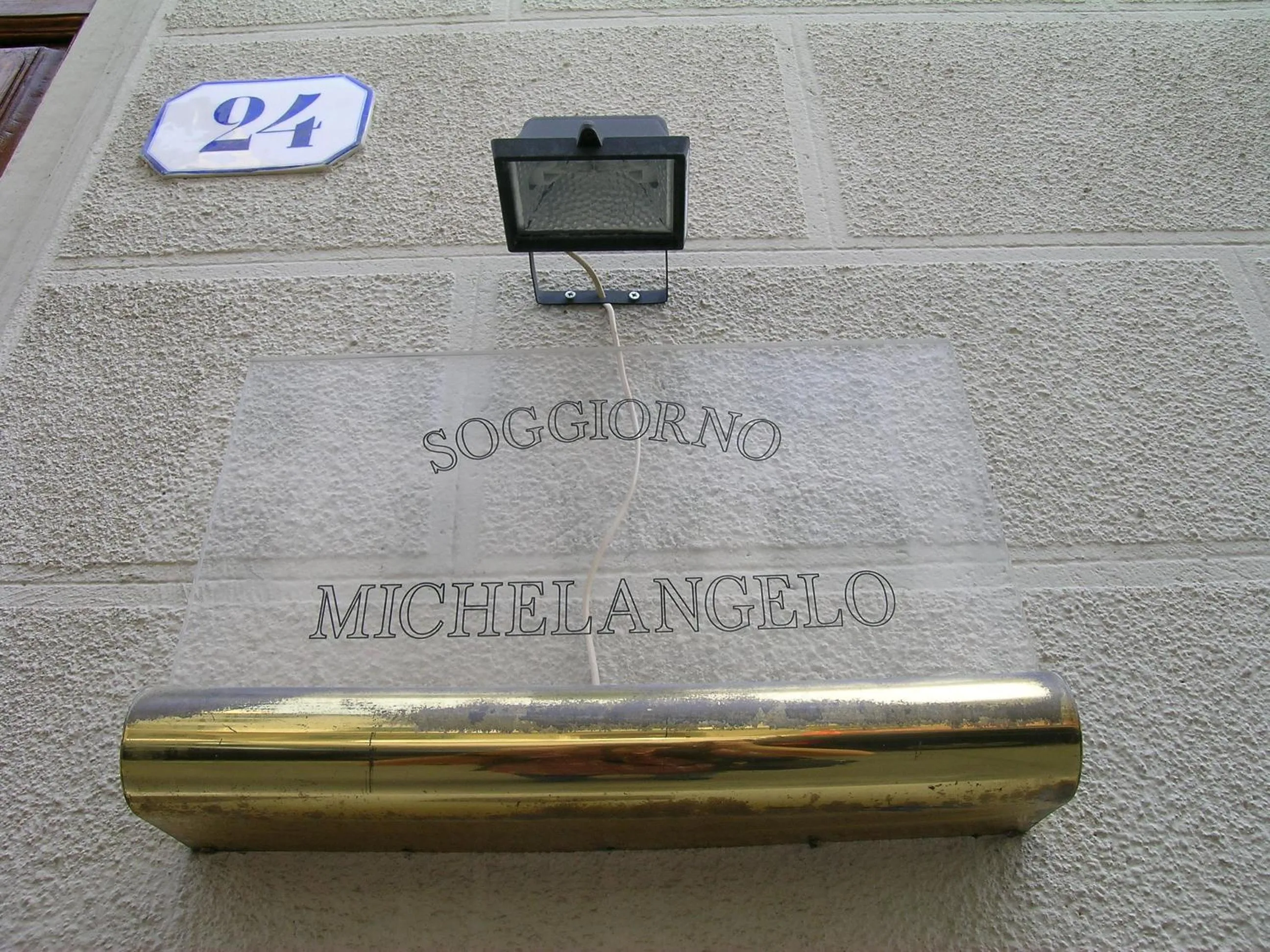 Property building in Soggiorno Michelangelo