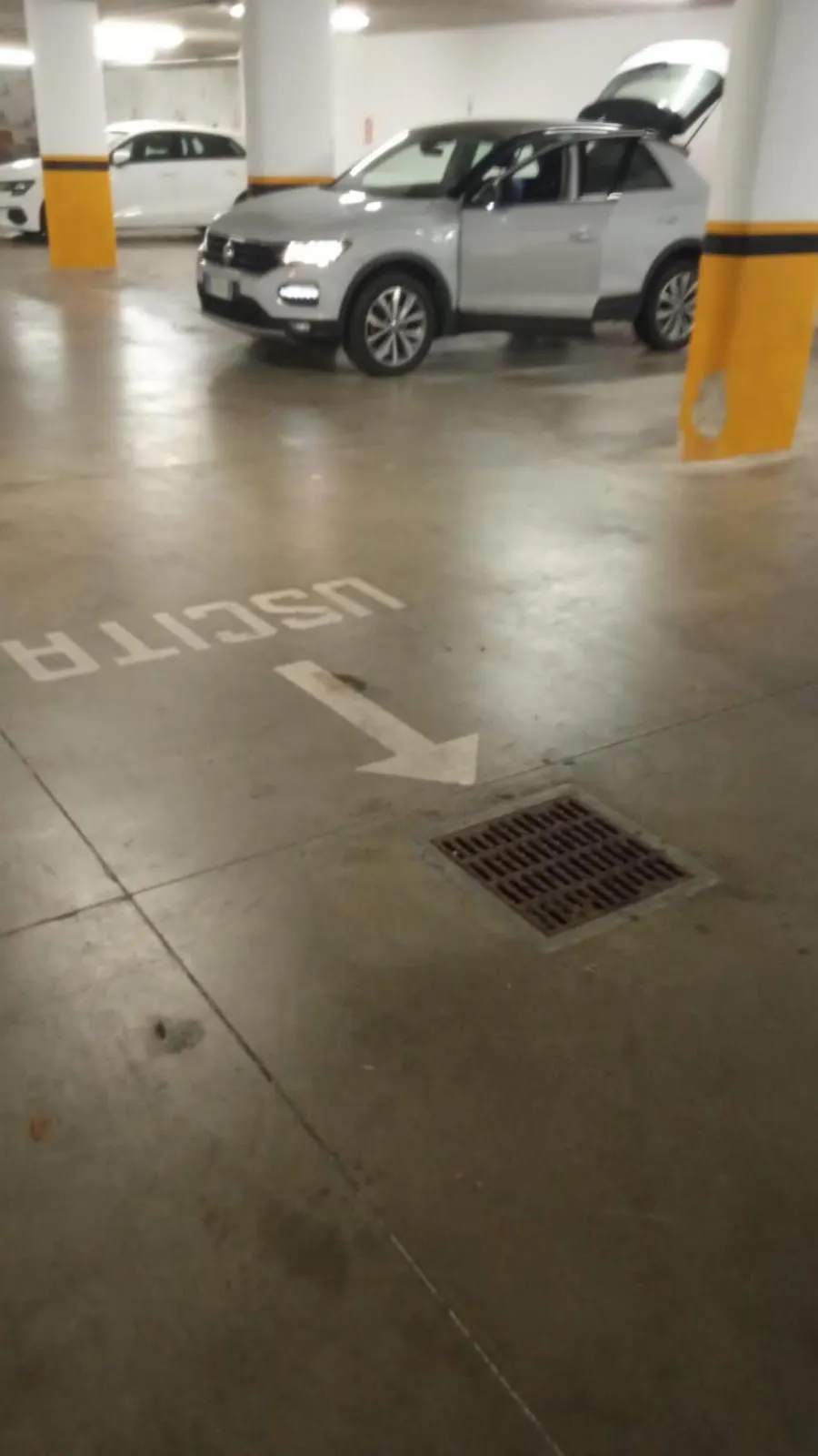 Parking in Soggiorno Michelangelo