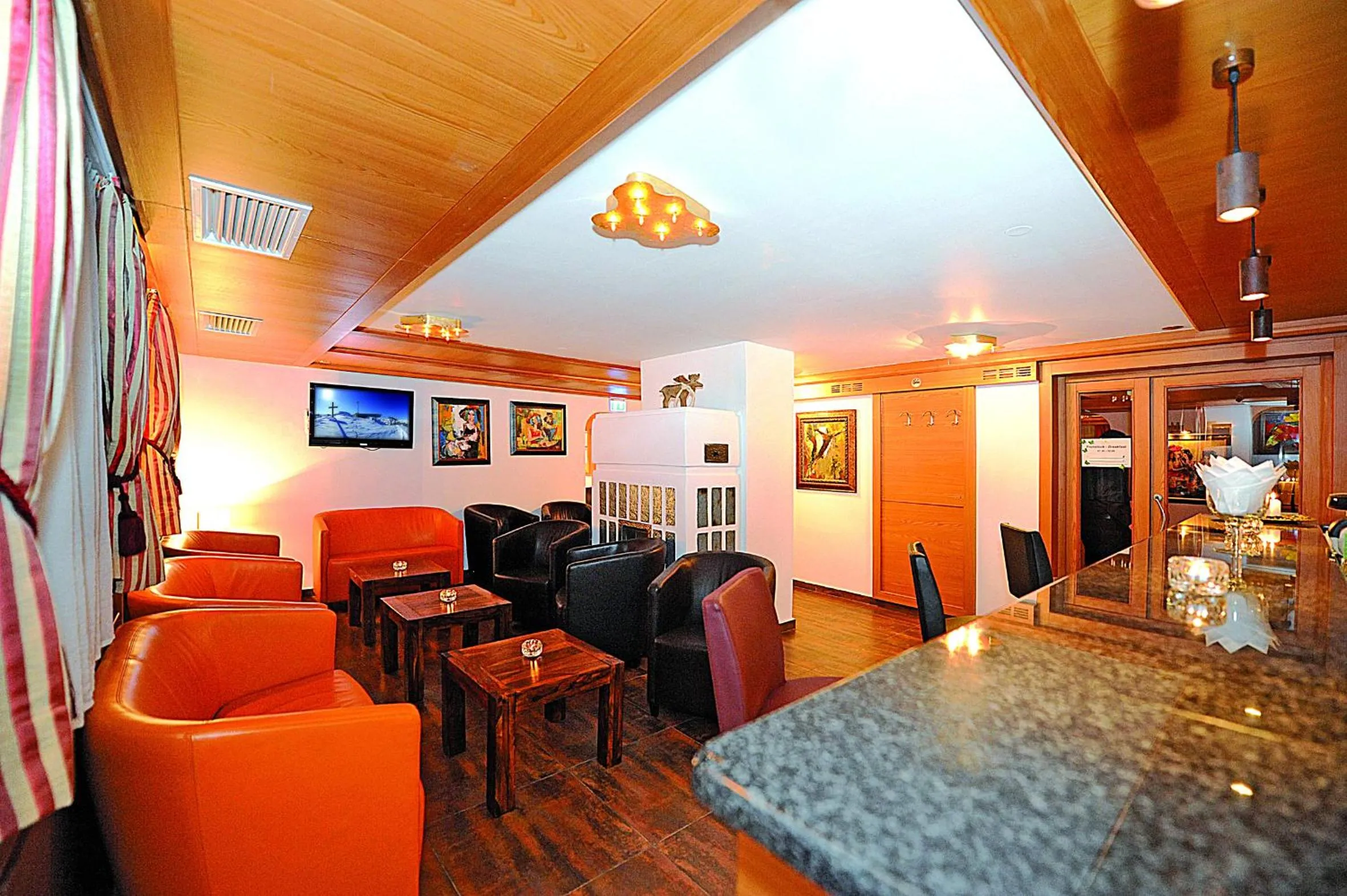 Lounge or bar in König - Joker Card included in Summer