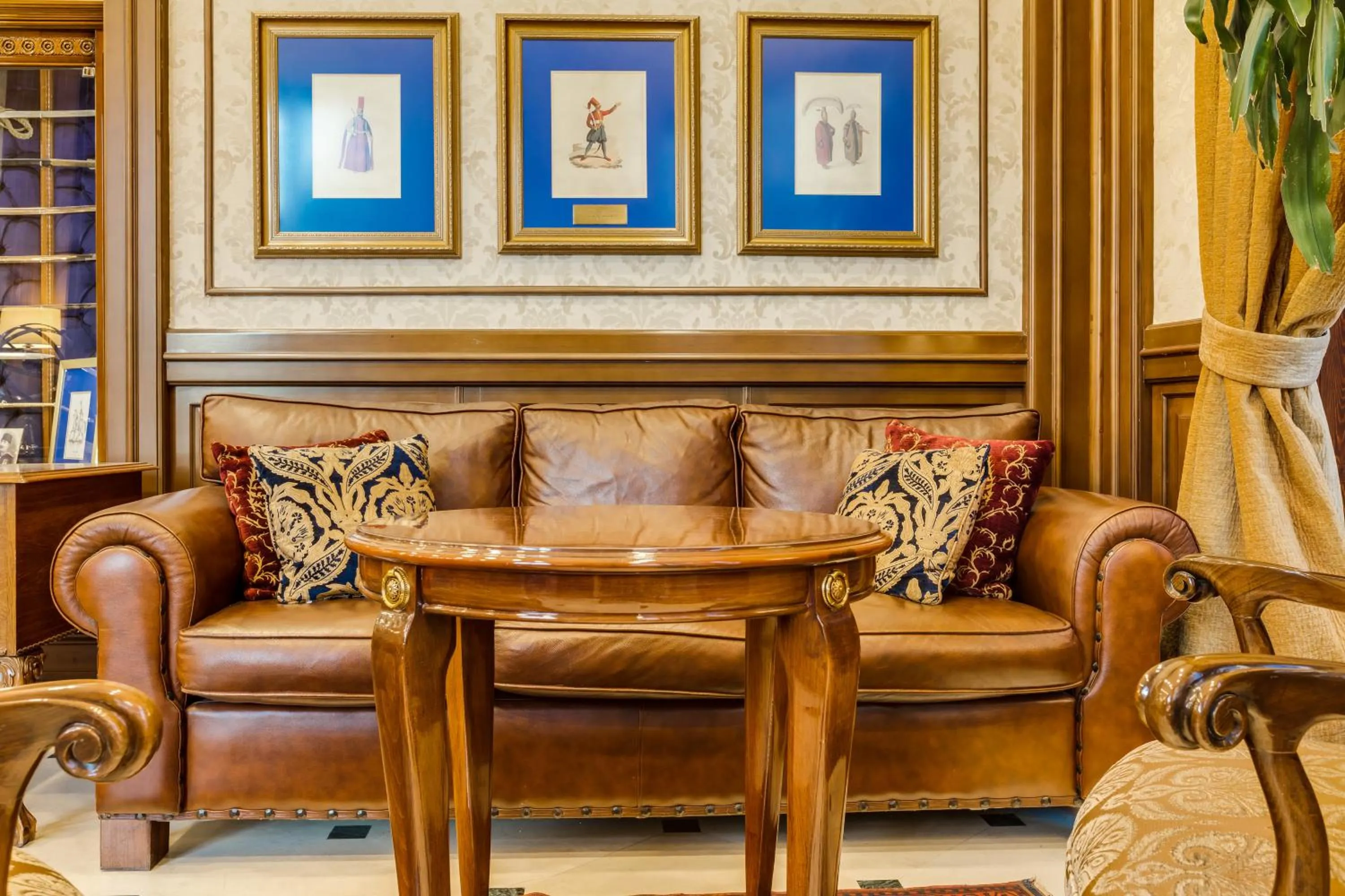 Seating area in Gordion Hotel - Special Class