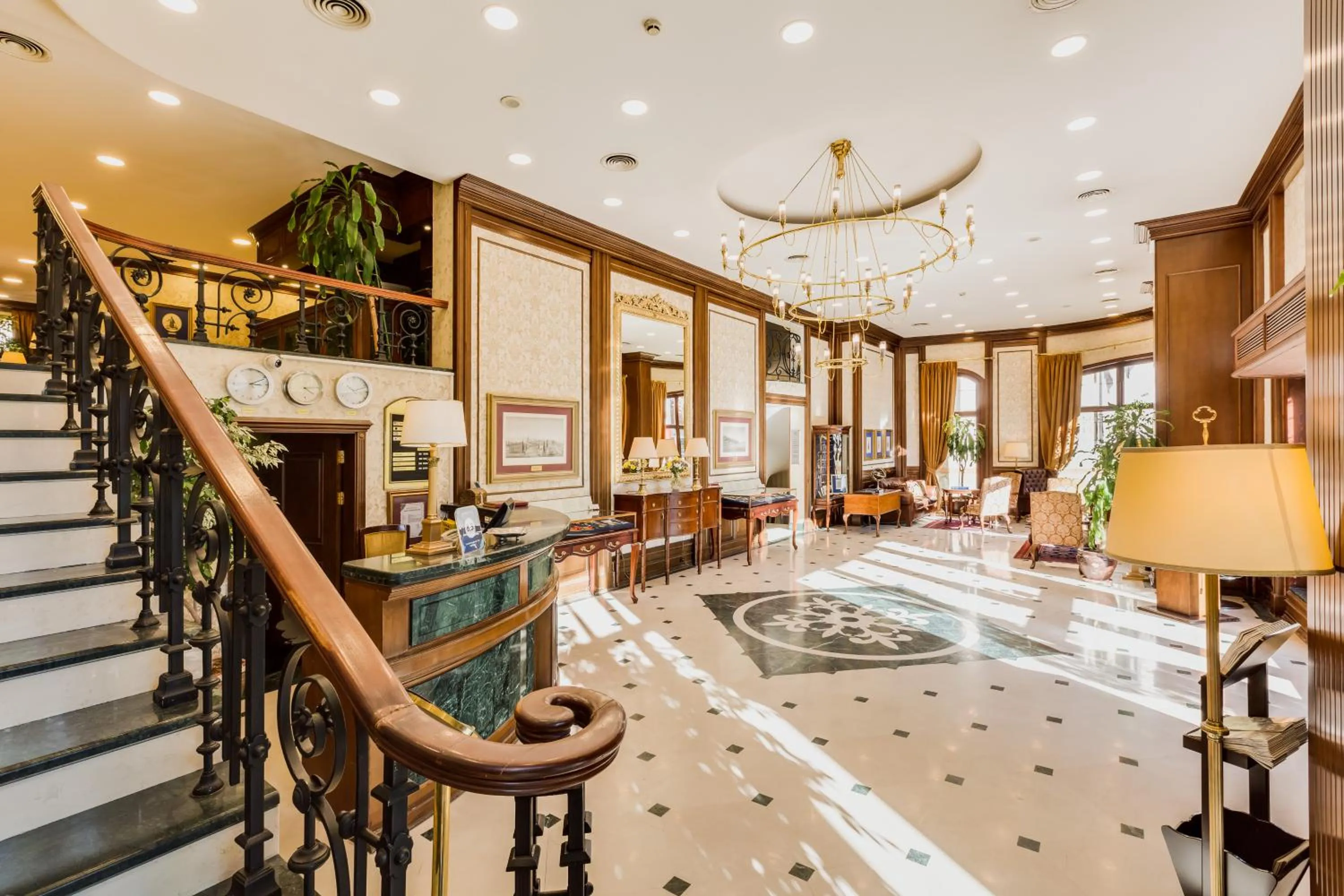 Lobby or reception in Gordion Hotel - Special Class