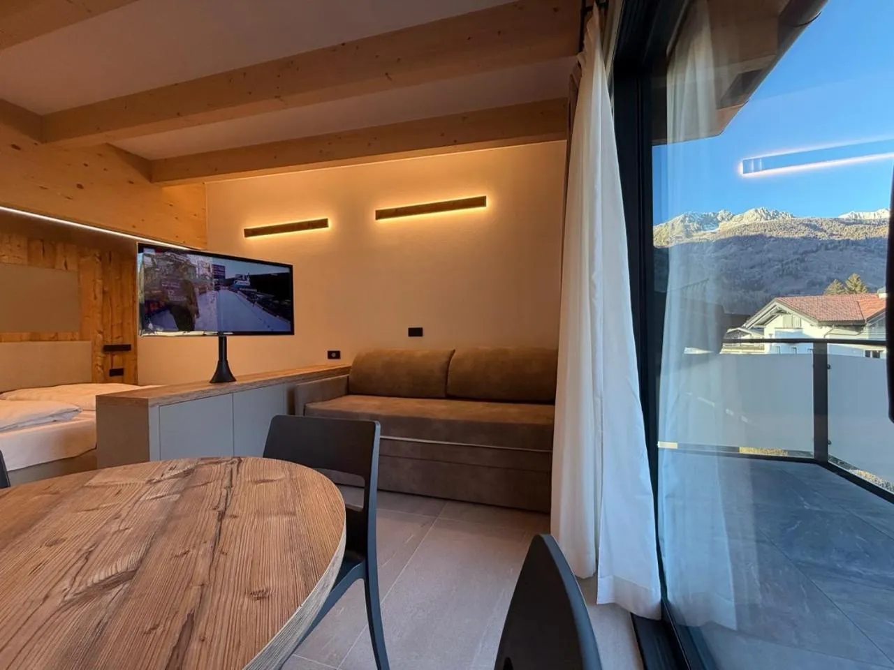 Liz Hotel & Apartments