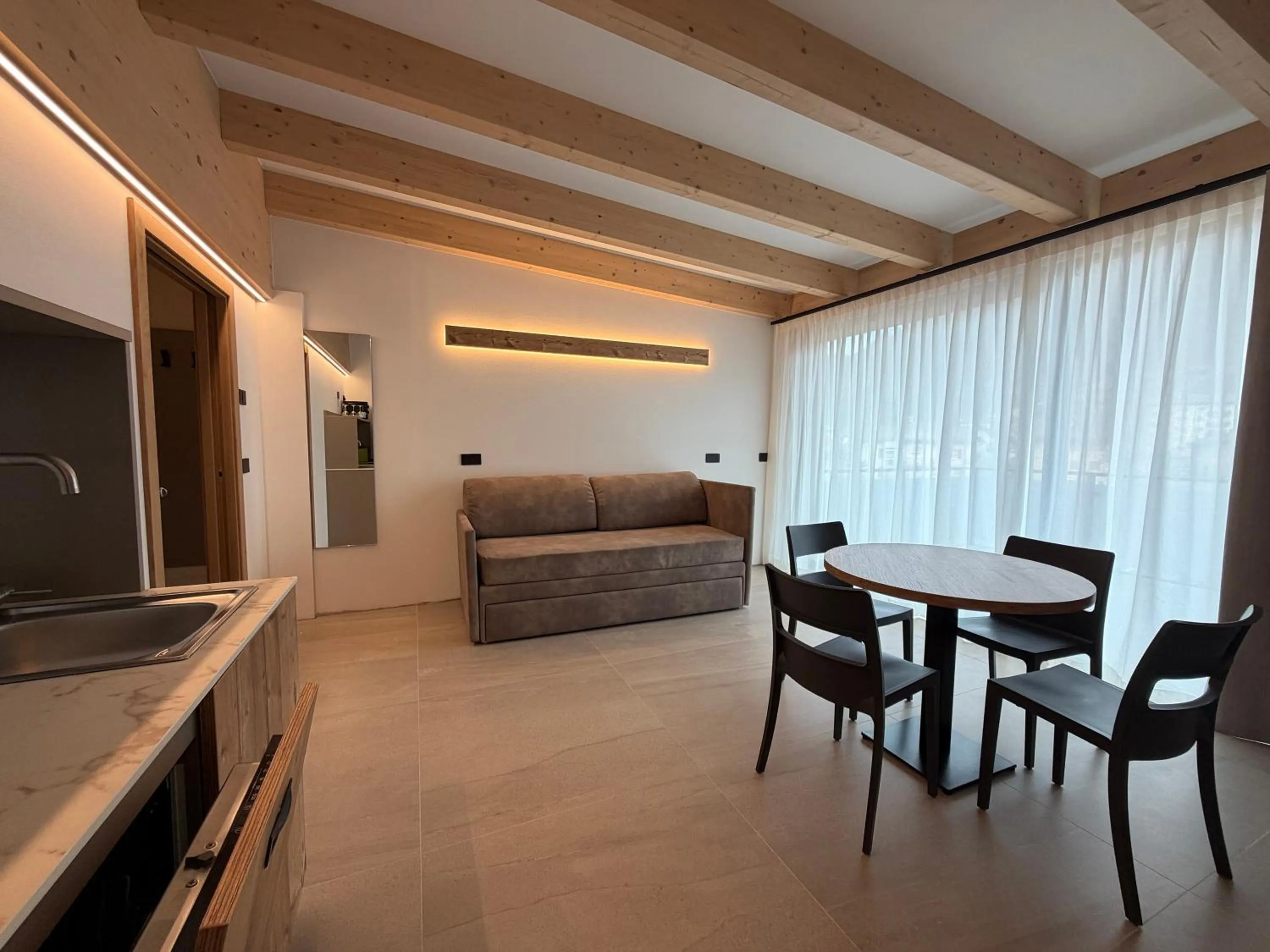 Kitchen or kitchenette in Liz Hotel & Apartments