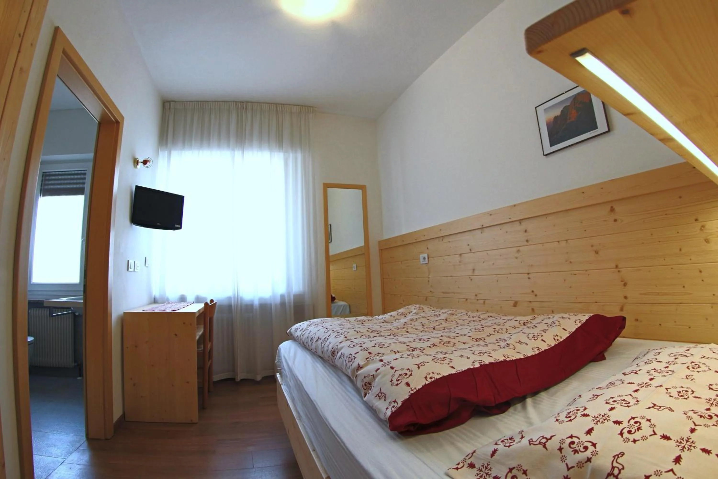 Bedroom, Bed in Liz Hotel & Apartments