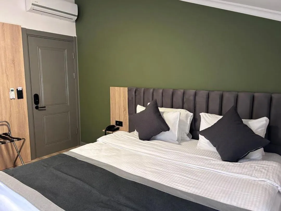 Bed in Pendik Marine Hotel