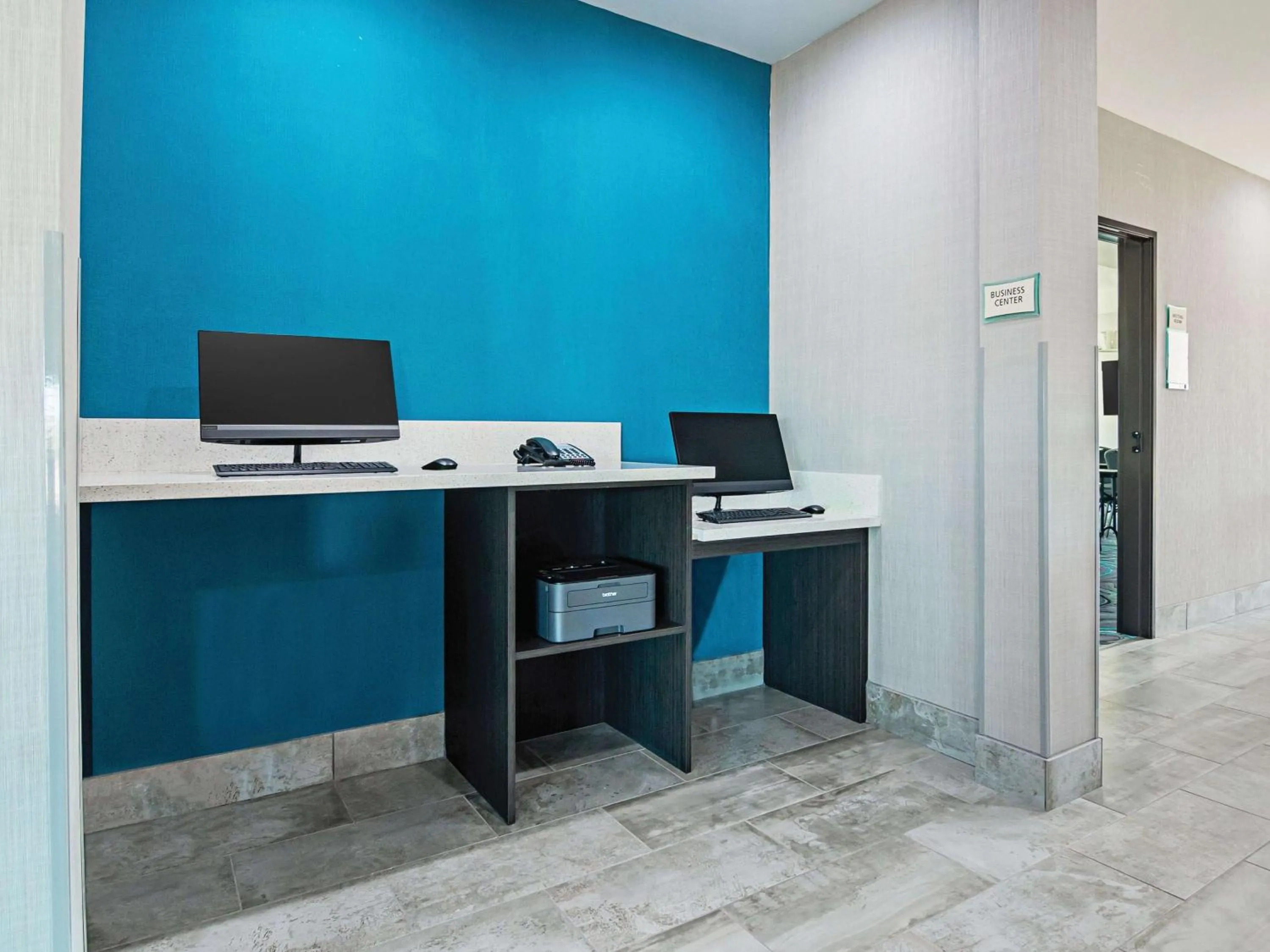 On site in La Quinta by Wyndham Dallas - Wylie