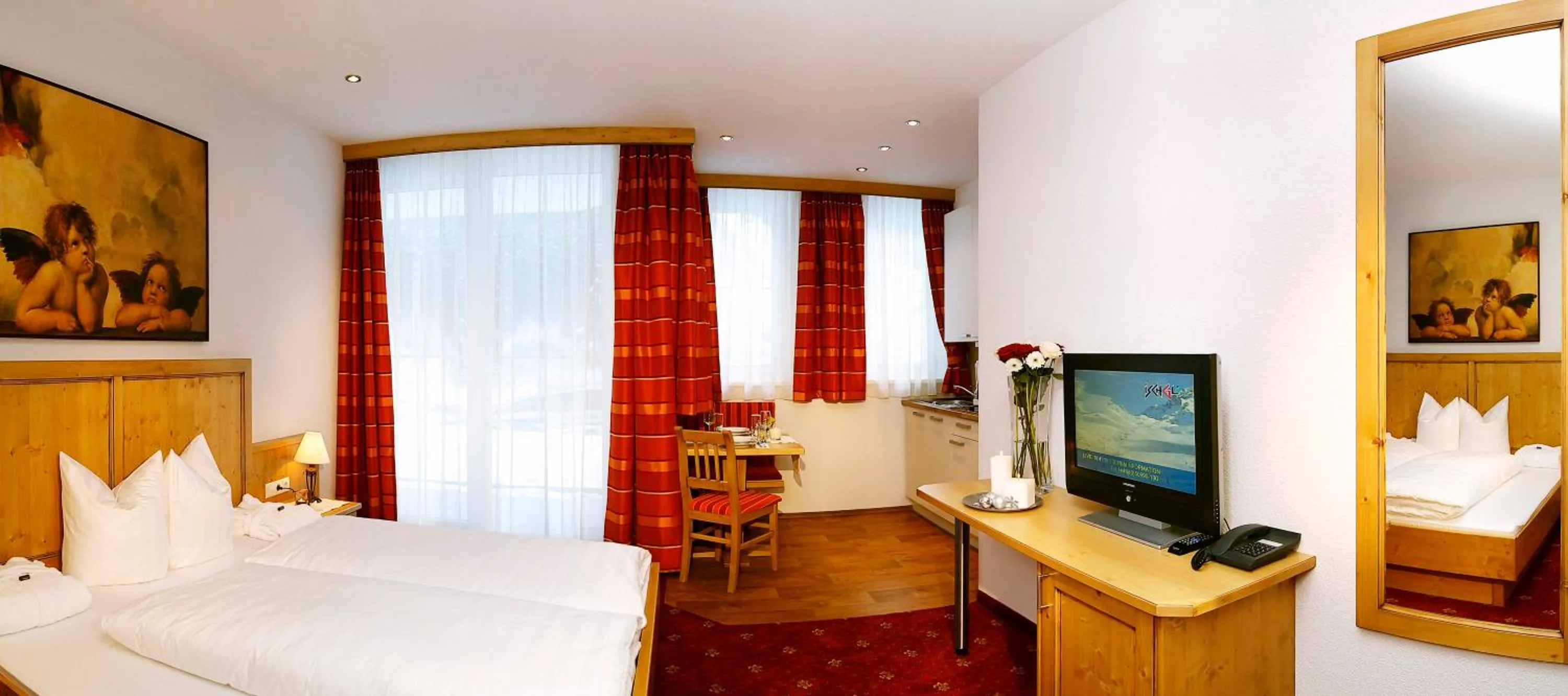 Photo of the whole room, Bed in Alpenstern - Sommer Silvretta Card Premium inklusive!