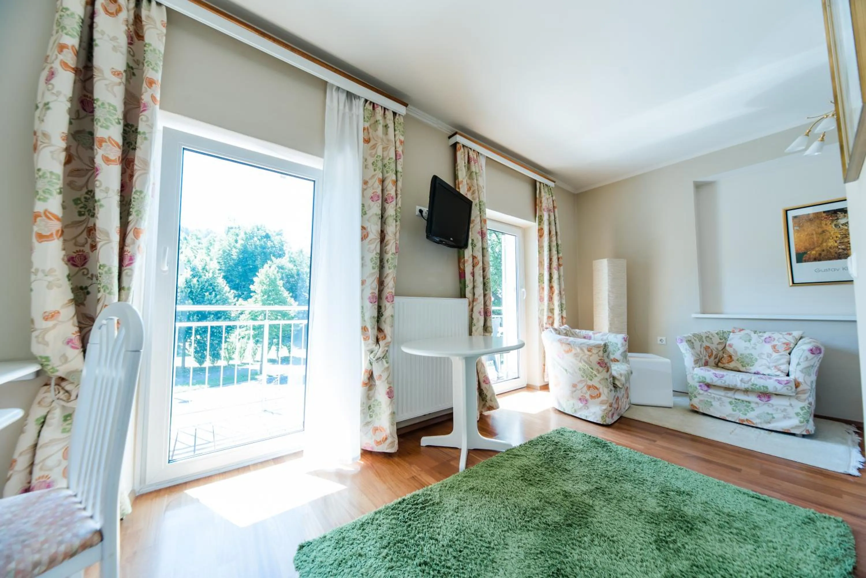 Photo of the whole room in Hotel St. Hubertushof