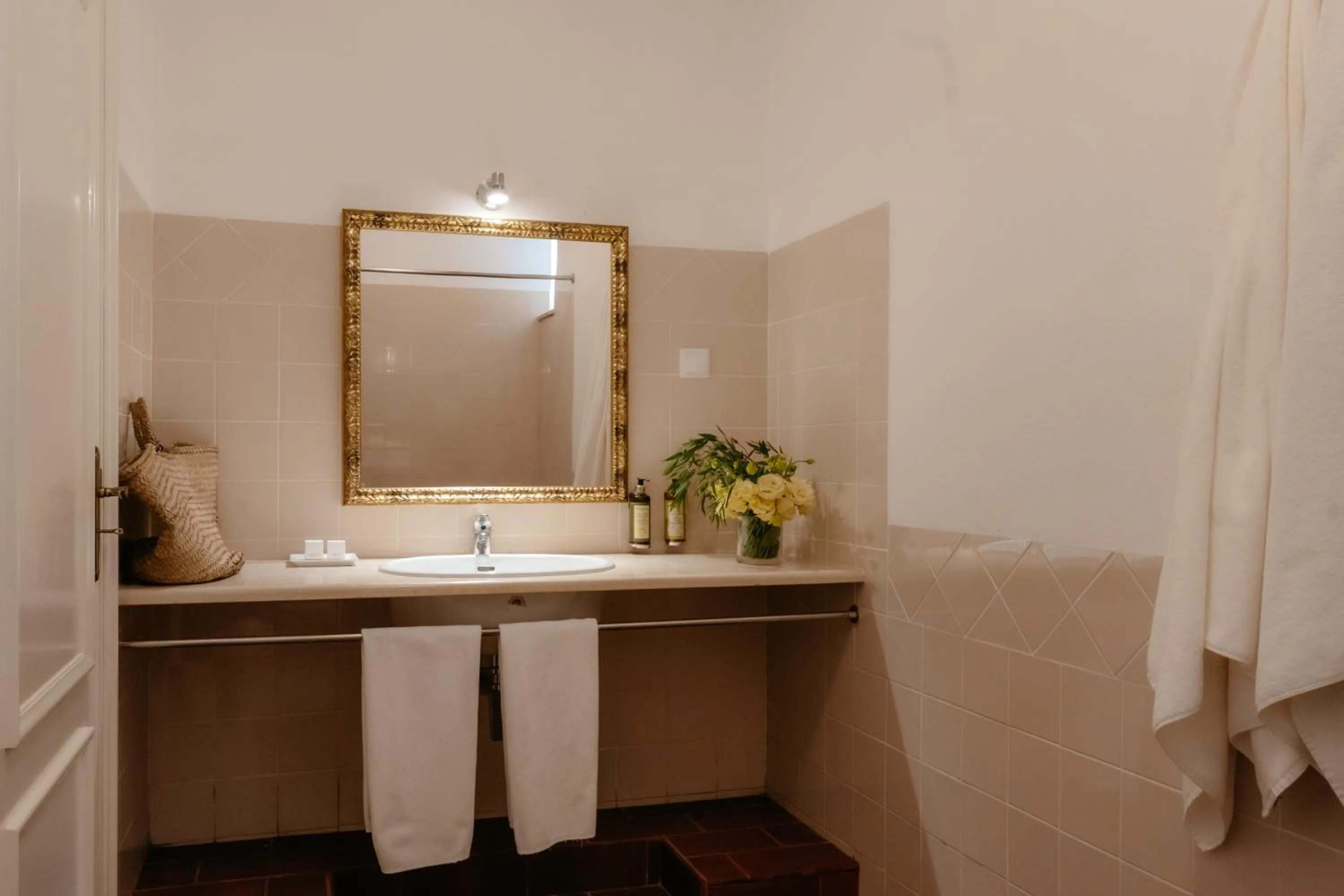 Bathroom in Quinta dos Machados Countryside Hotel & Spa