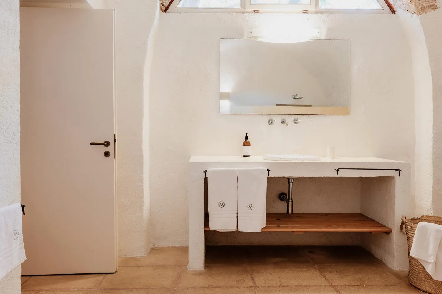Bathroom in Masseria Li Foggi