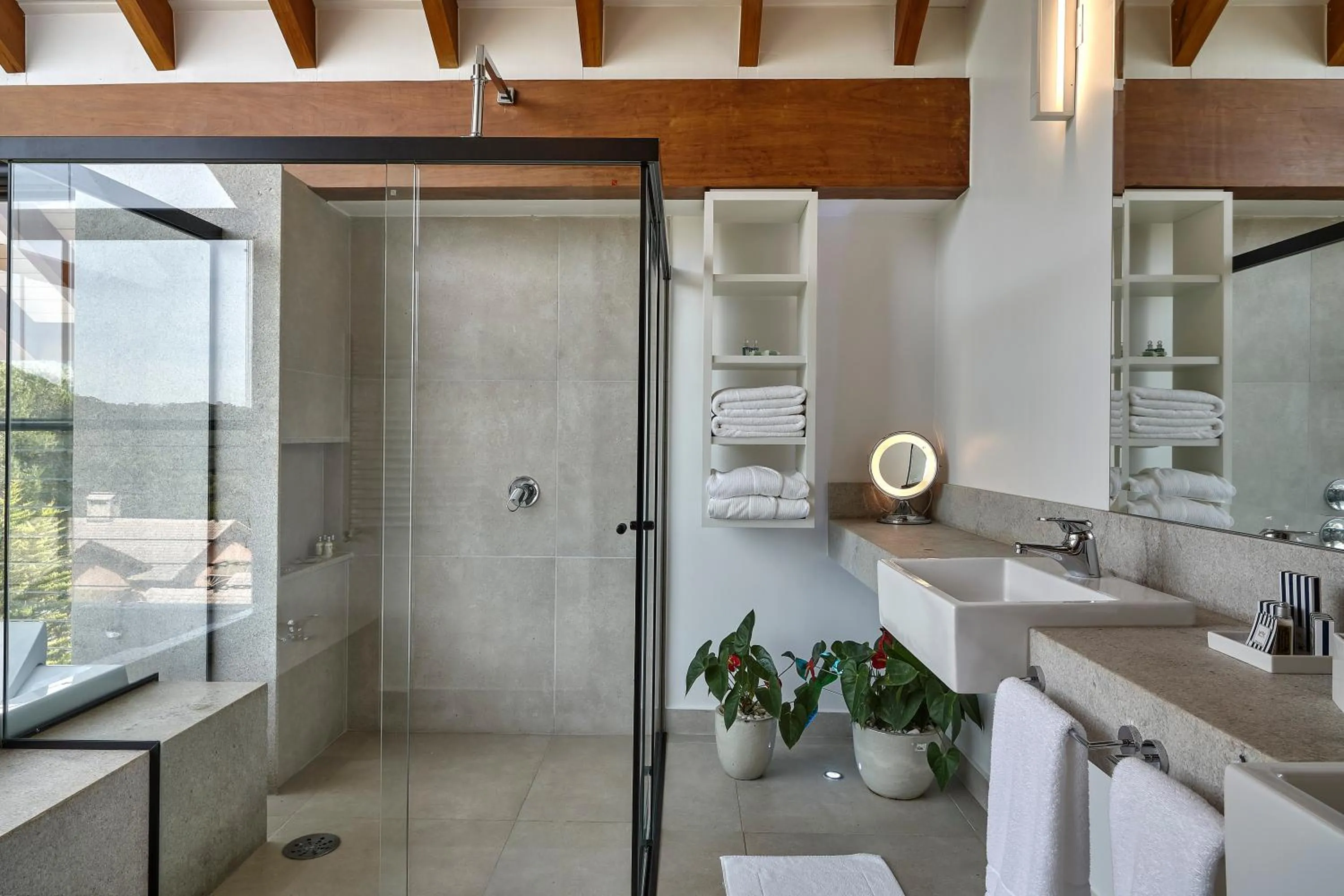 Toilet in Hotel & Spa Saint Michel