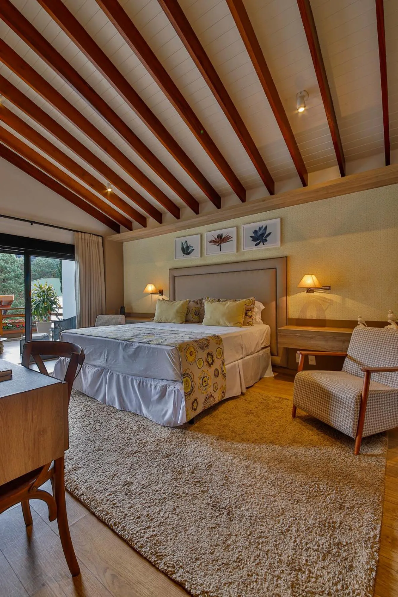 Bed in Hotel & Spa Saint Michel