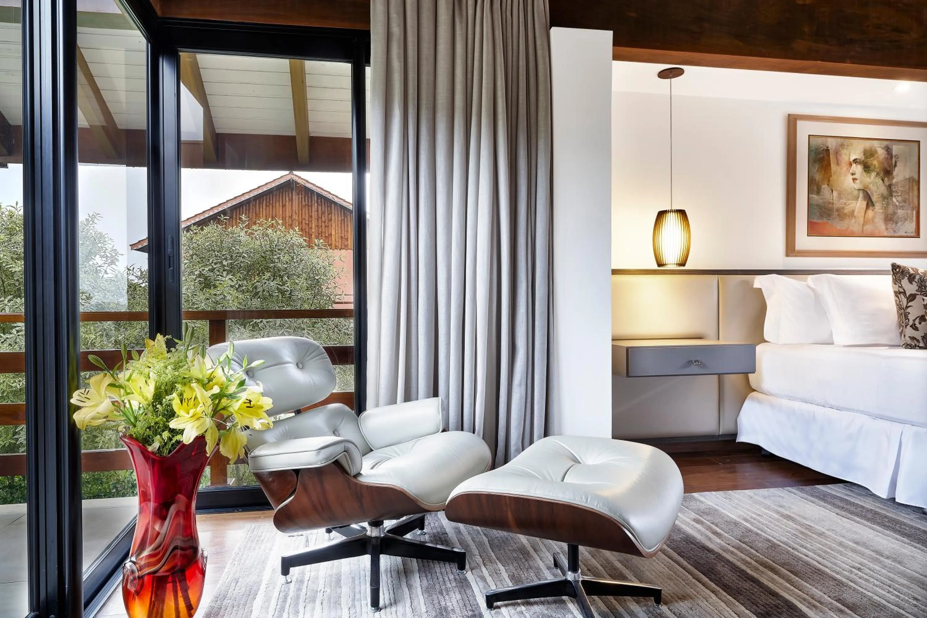 Garden view, Bed in Hotel & Spa Saint Michel