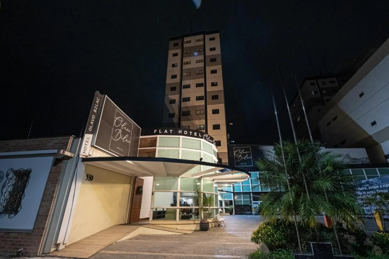 Property building in Olavo Bilac Hotel